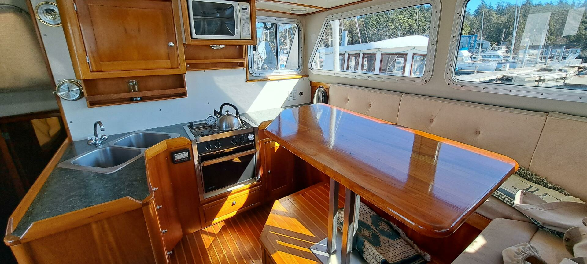1999 Rozema Boat Works — - Image 8
