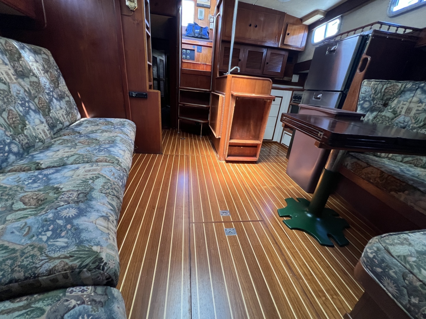 1977 Fisher 46 - Image 27