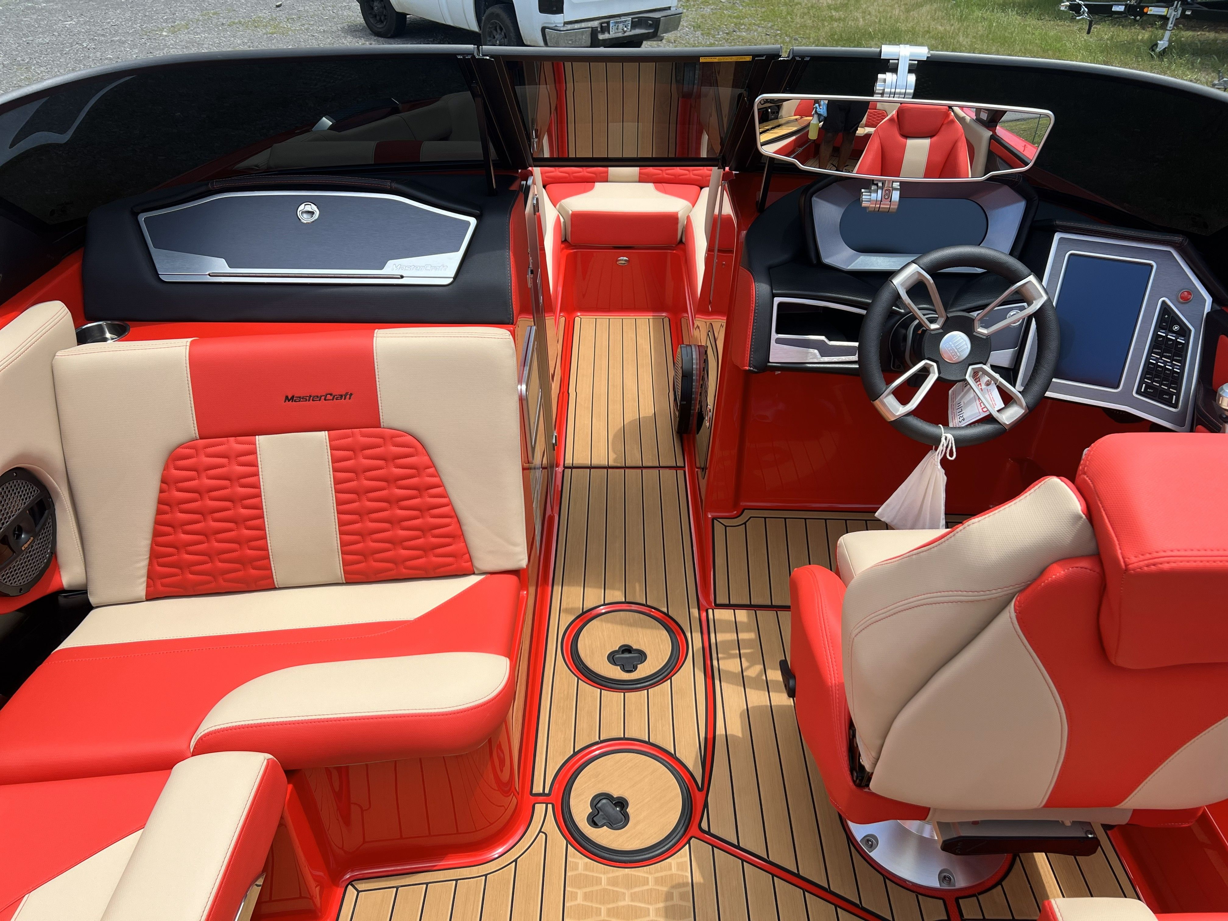 2023 MasterCraft X24 - 6