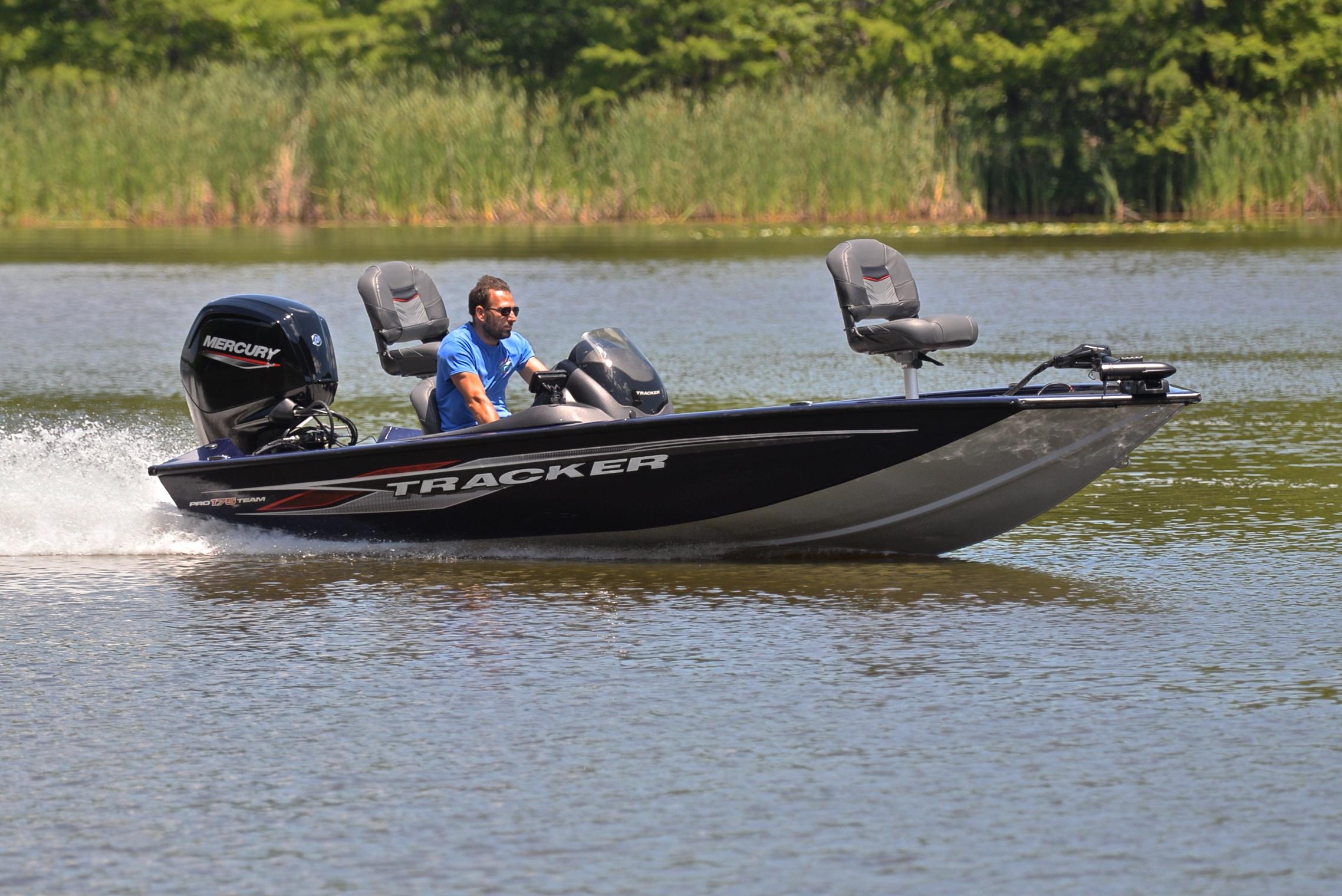 2021 Bass Tracker Pro 17