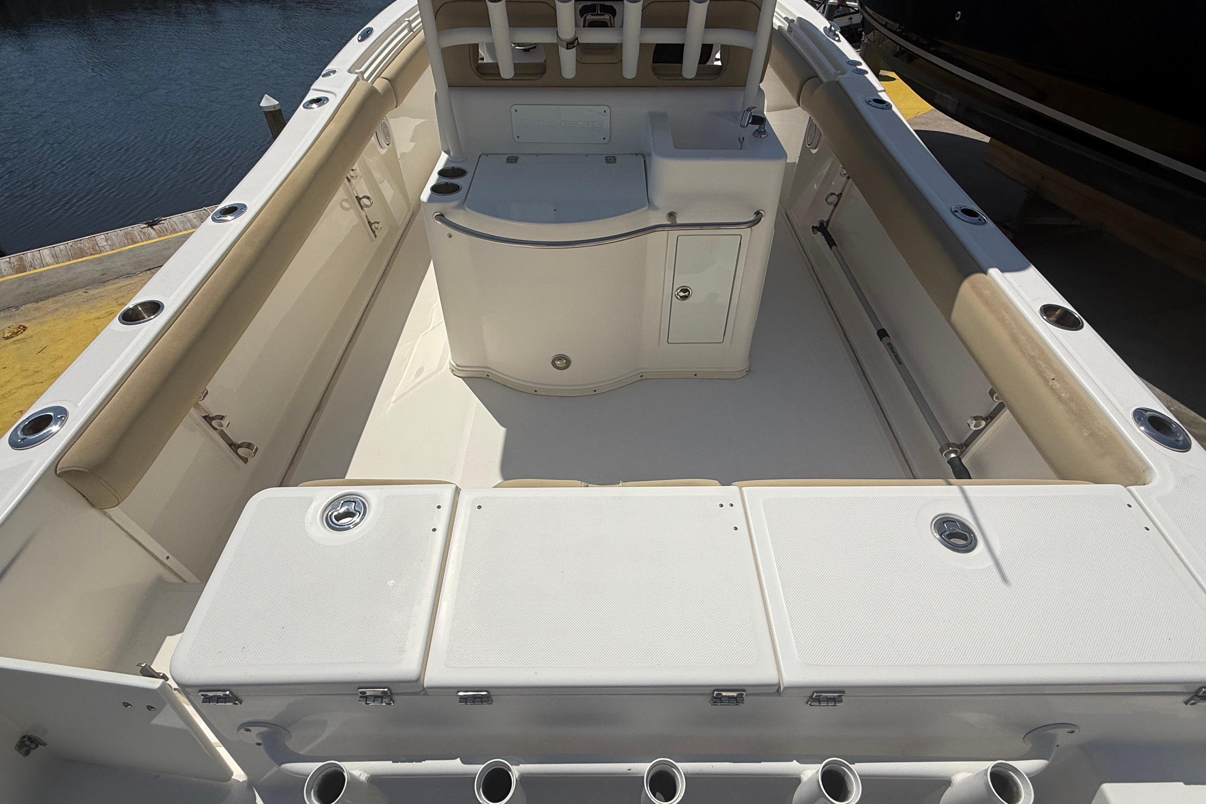 2019 Key West Billistic 281 Center Console boat interior with spacious deck and seating.