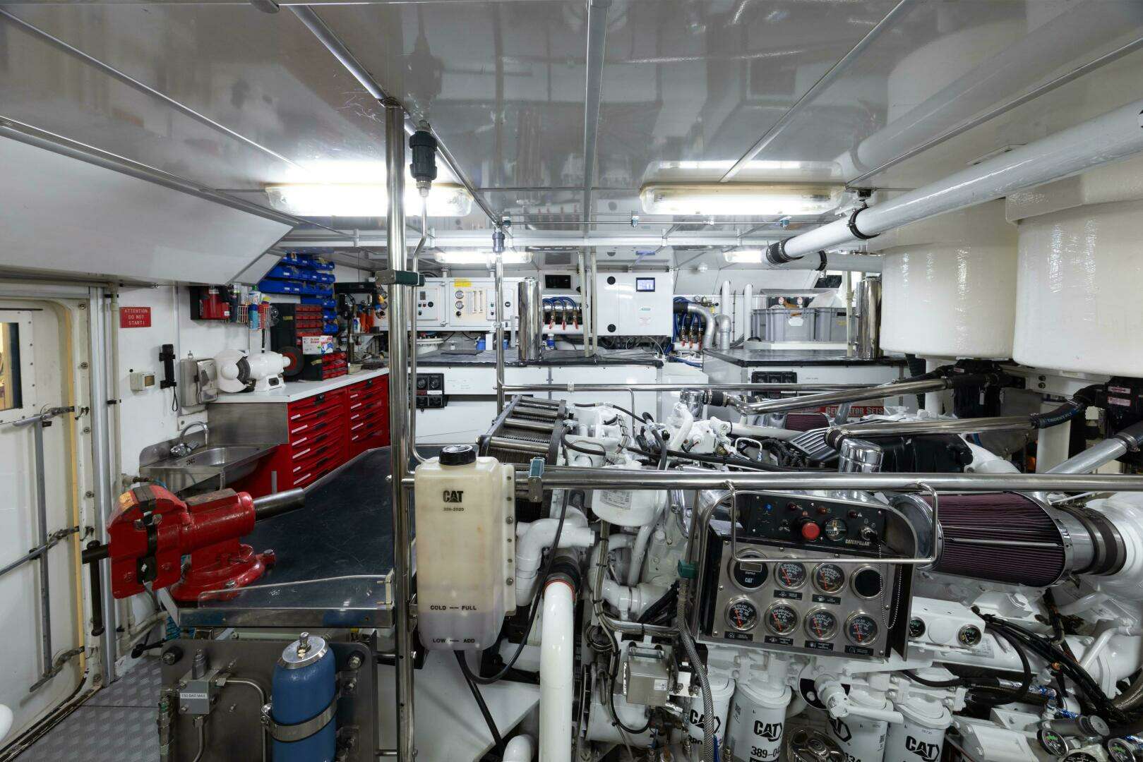 2001 Vitters Aft Cockpit - Image 55