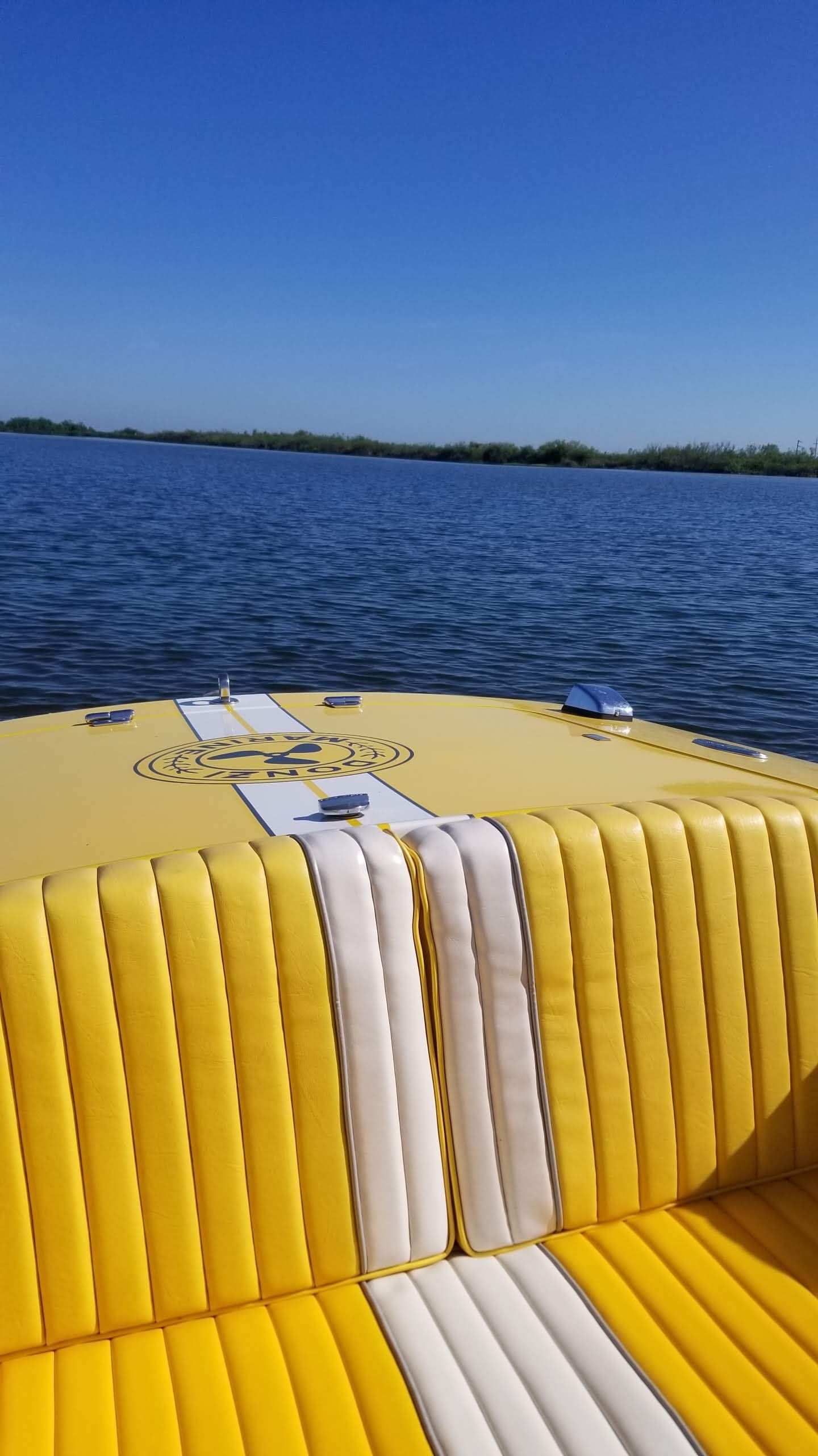 2004 Donzi 22 Classic Anniversary Edition - 10