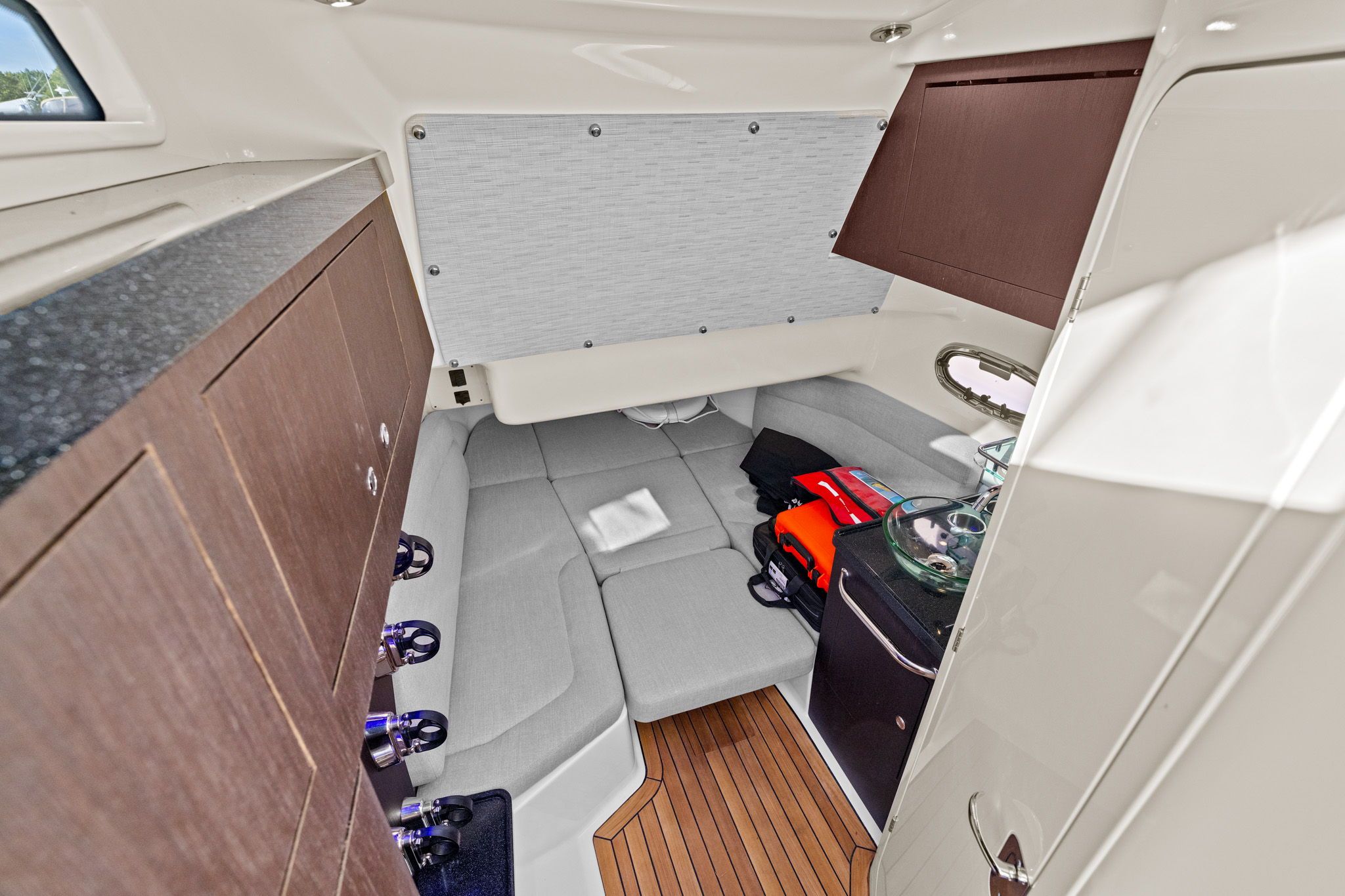 2024 Boston Whaler 380 Outrage - 30