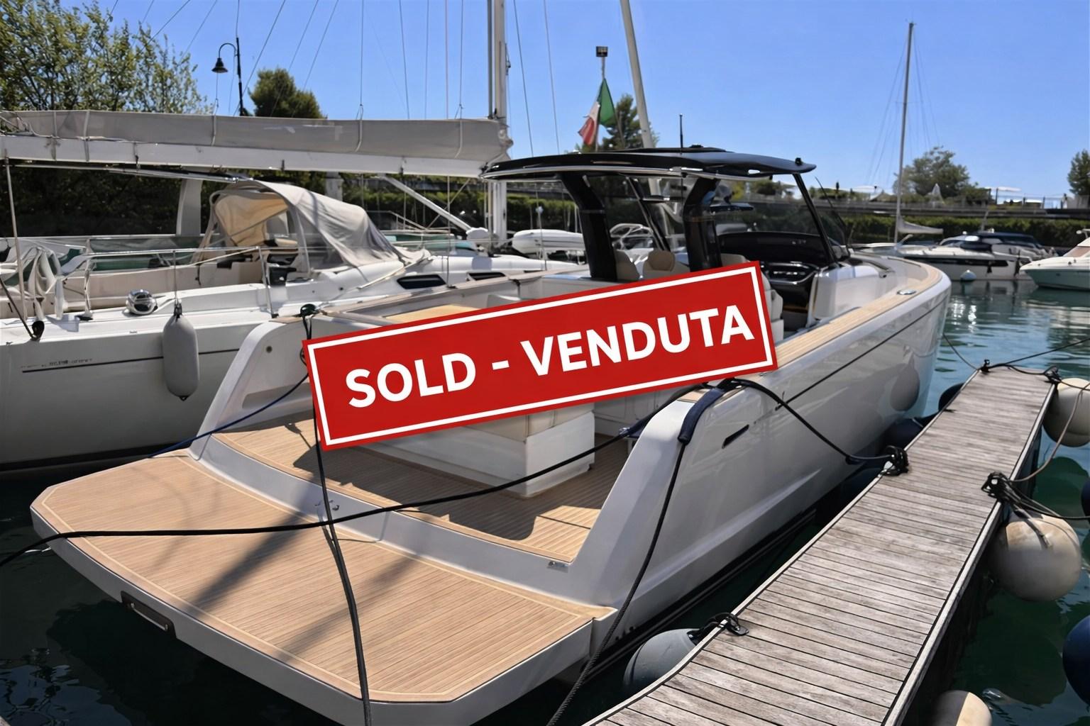 2022 Custom Cantiere del Pardo Pardo Yacht 38