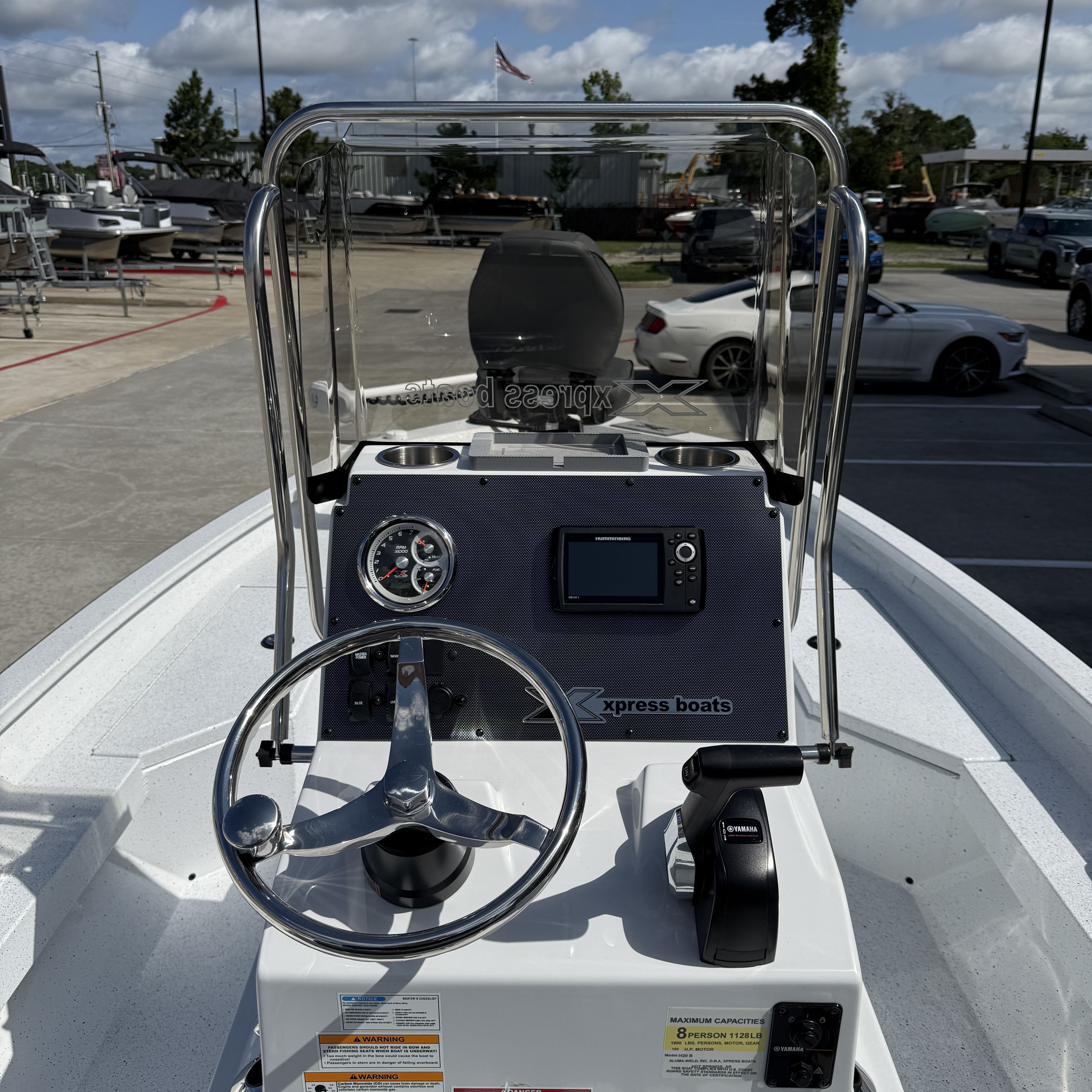 2026 Xpress H20B Bay - 18