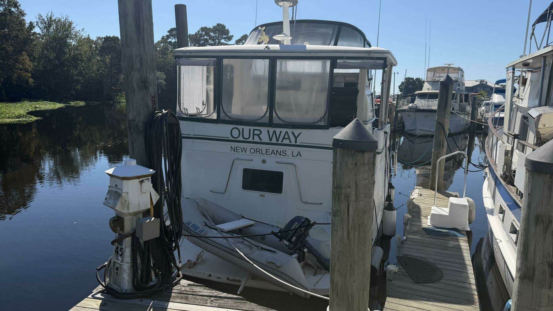 2000 Sea Ray 380 Aft Cabin - 20