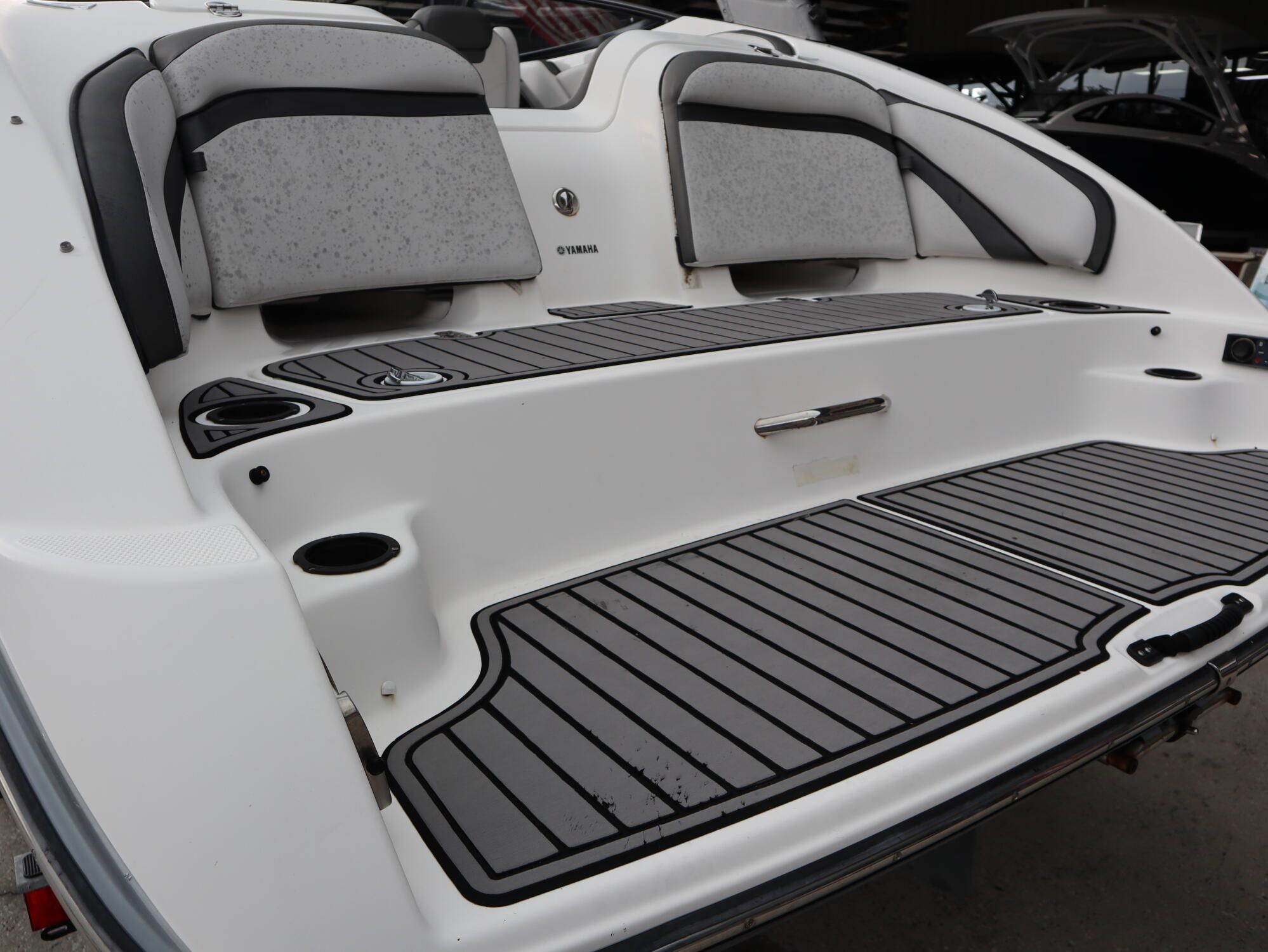 2019 Yamaha Boats AR240 - 6