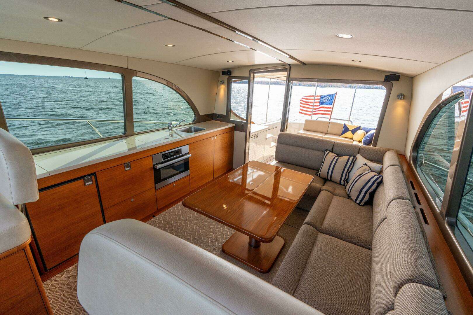2016 Palm Beach Motor Yachts PB50 - Image 60