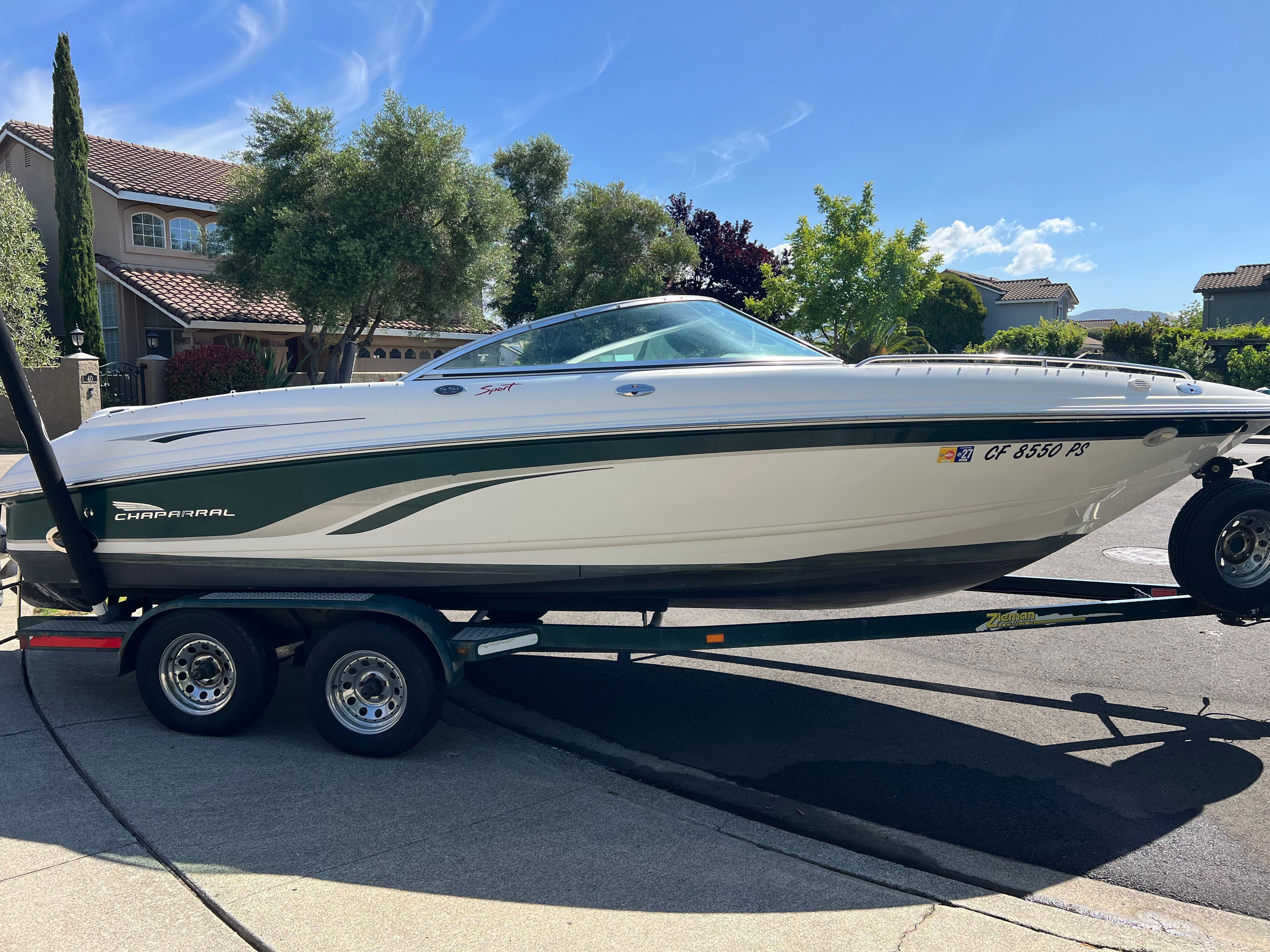 2001 Chaparral 216 SSi