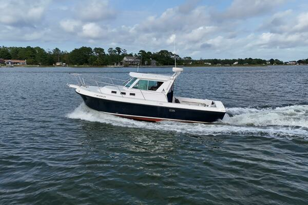 1998 Albin 28 TE Pilothouse