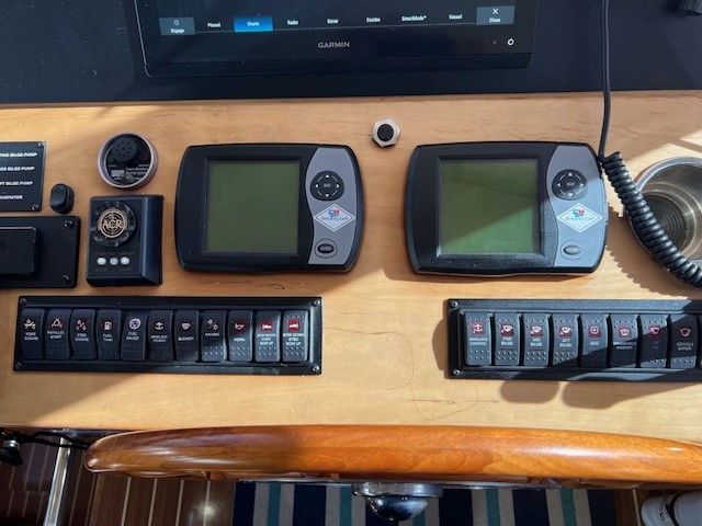 2006 Mainship 43 Trawler - Image 33