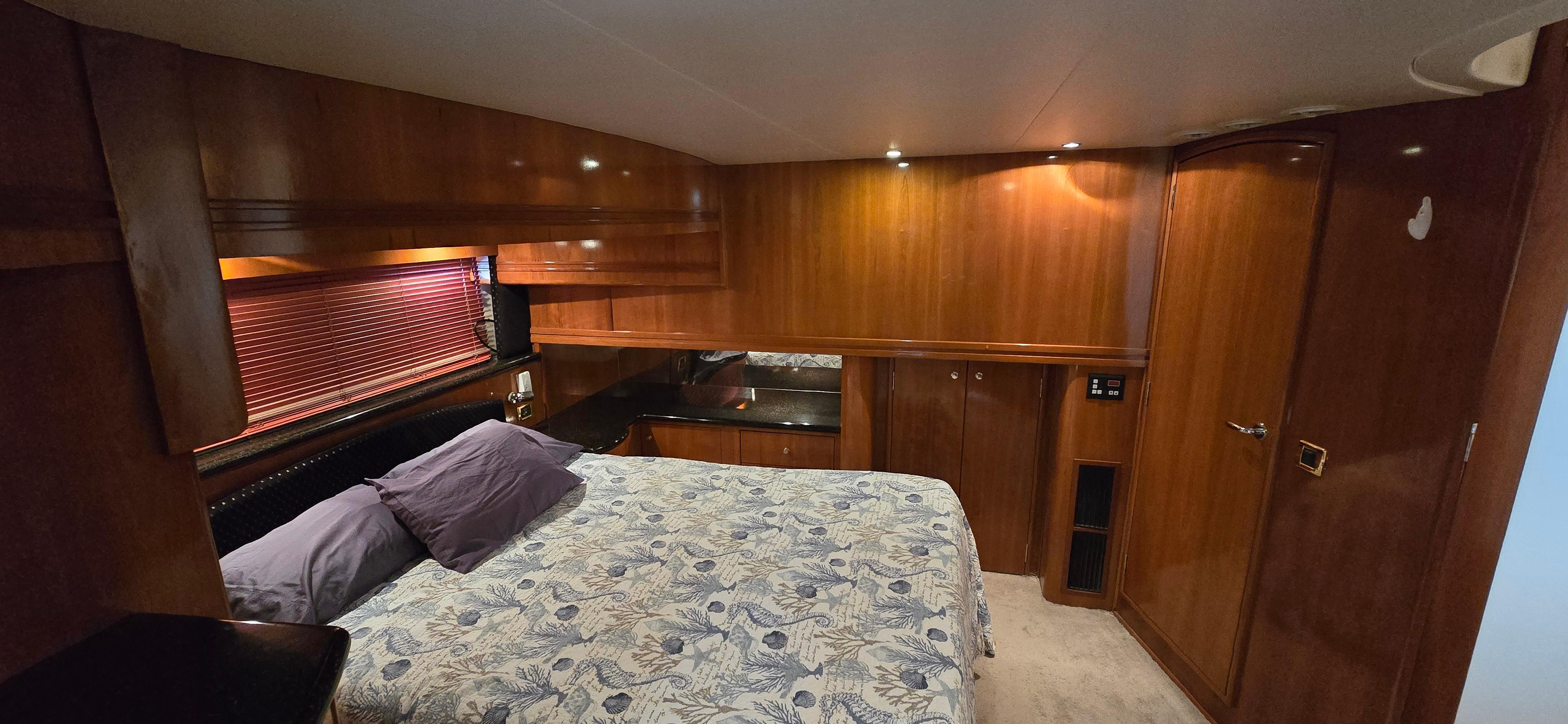 2002 Carver 570 Voyager Pilothouse - 8