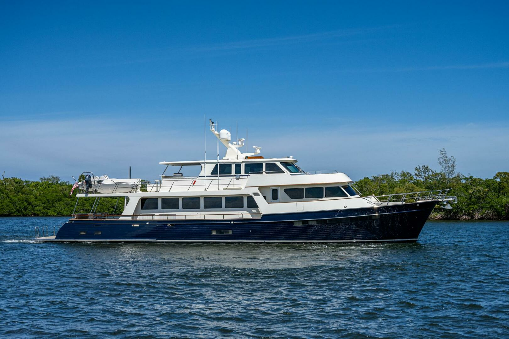 2013 Marlow Explorer Enclosed Bridge (CB) - Image 82