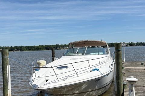 1998 Cruisers 3870 Express
