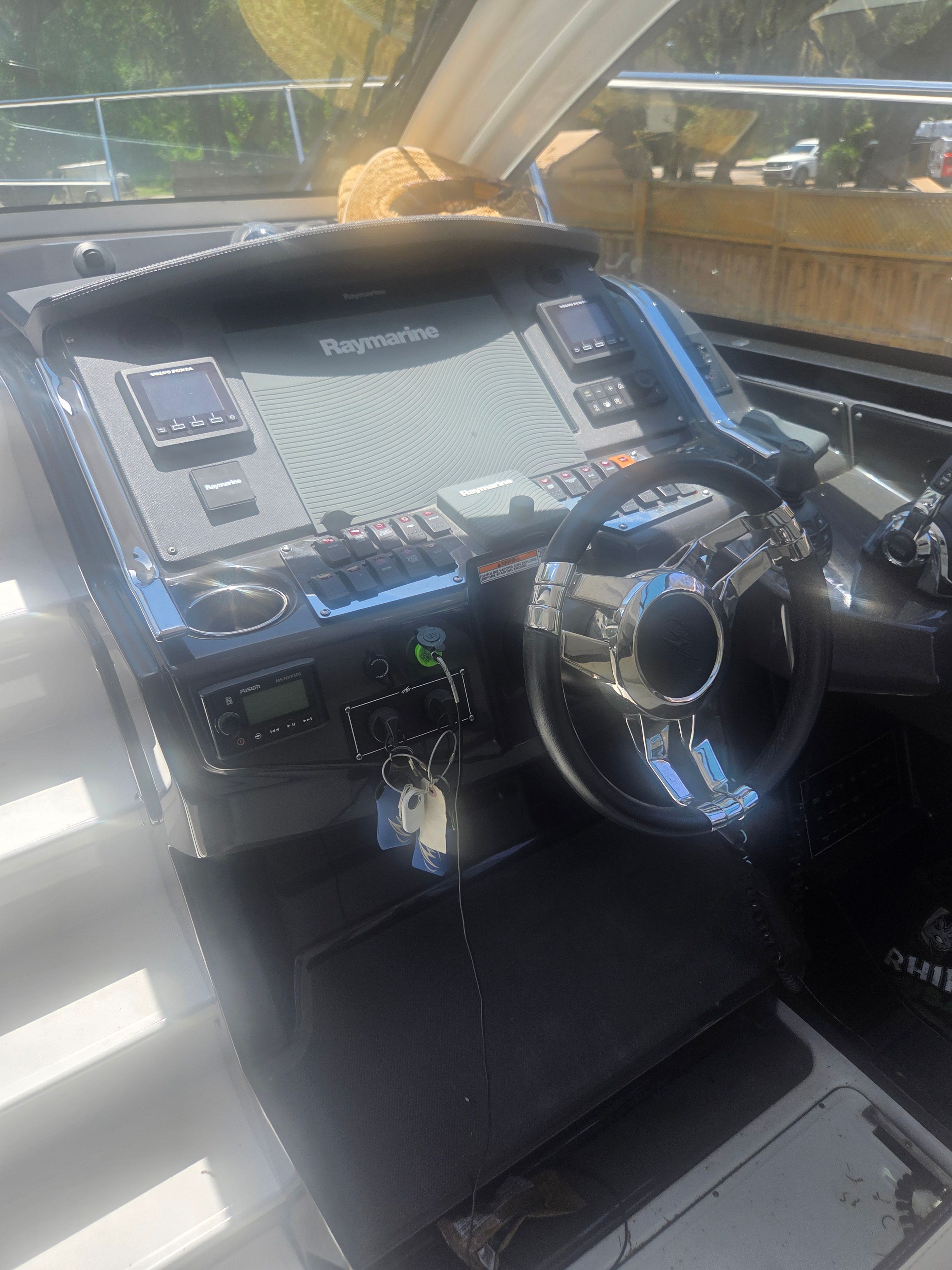 Cockpit of a 2019 Monterey 360SC boat with Raymarine system.