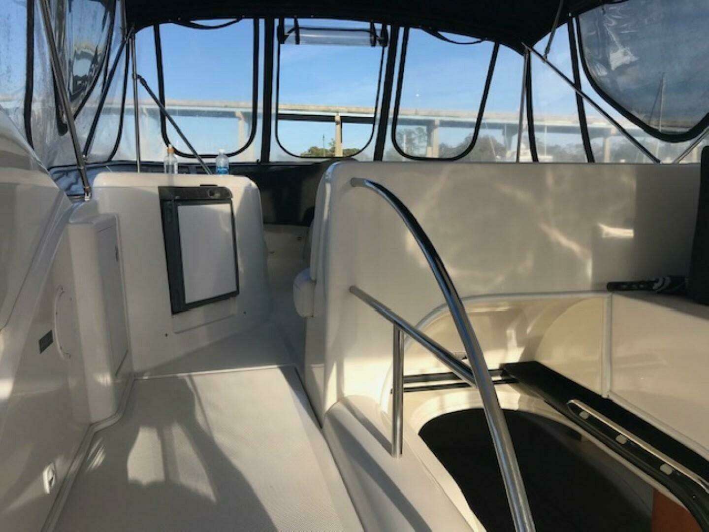 2004 Meridian 459 Motoryacht - Image 10