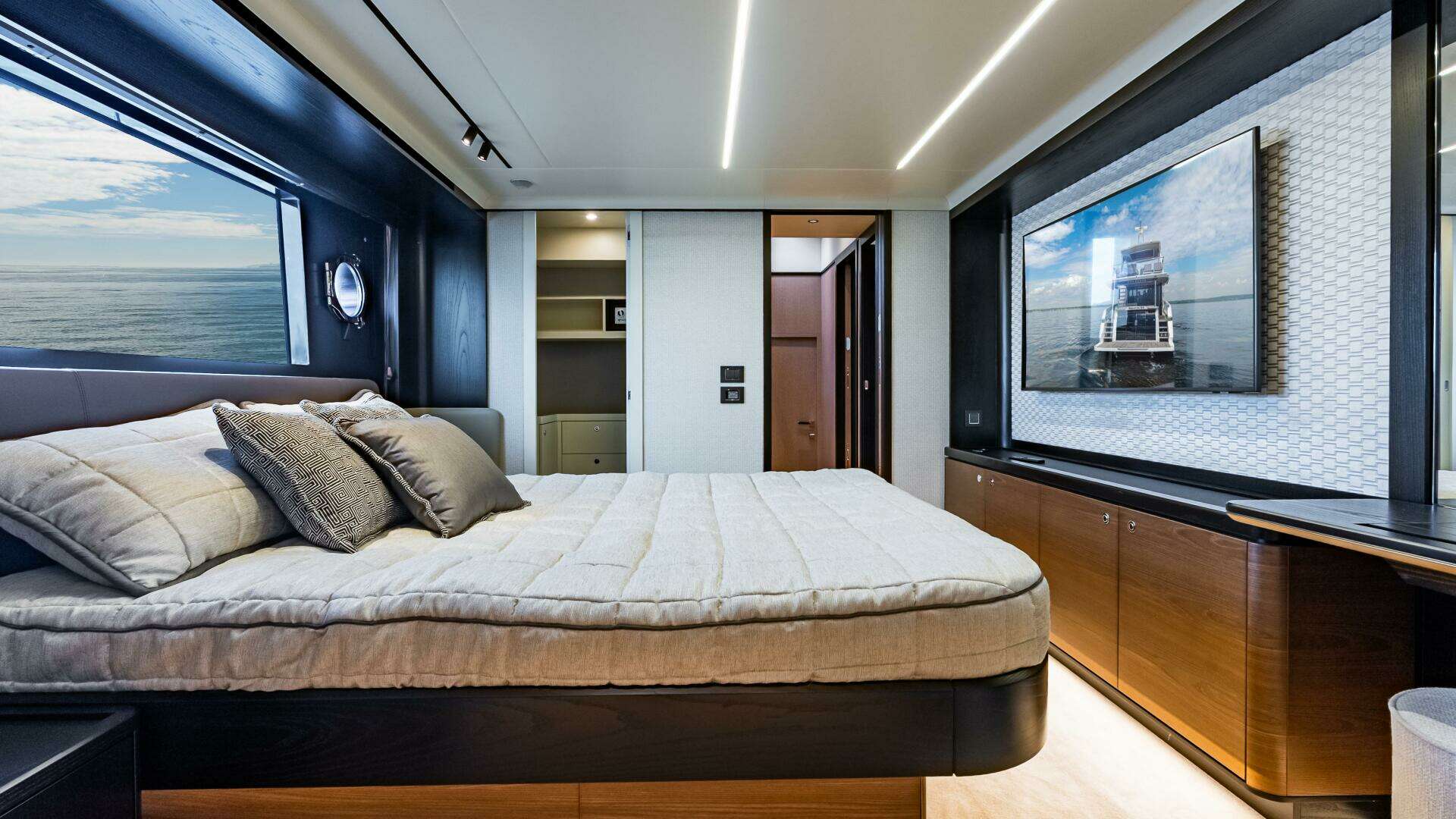 2025 Absolute Navetta 64 - Image 42