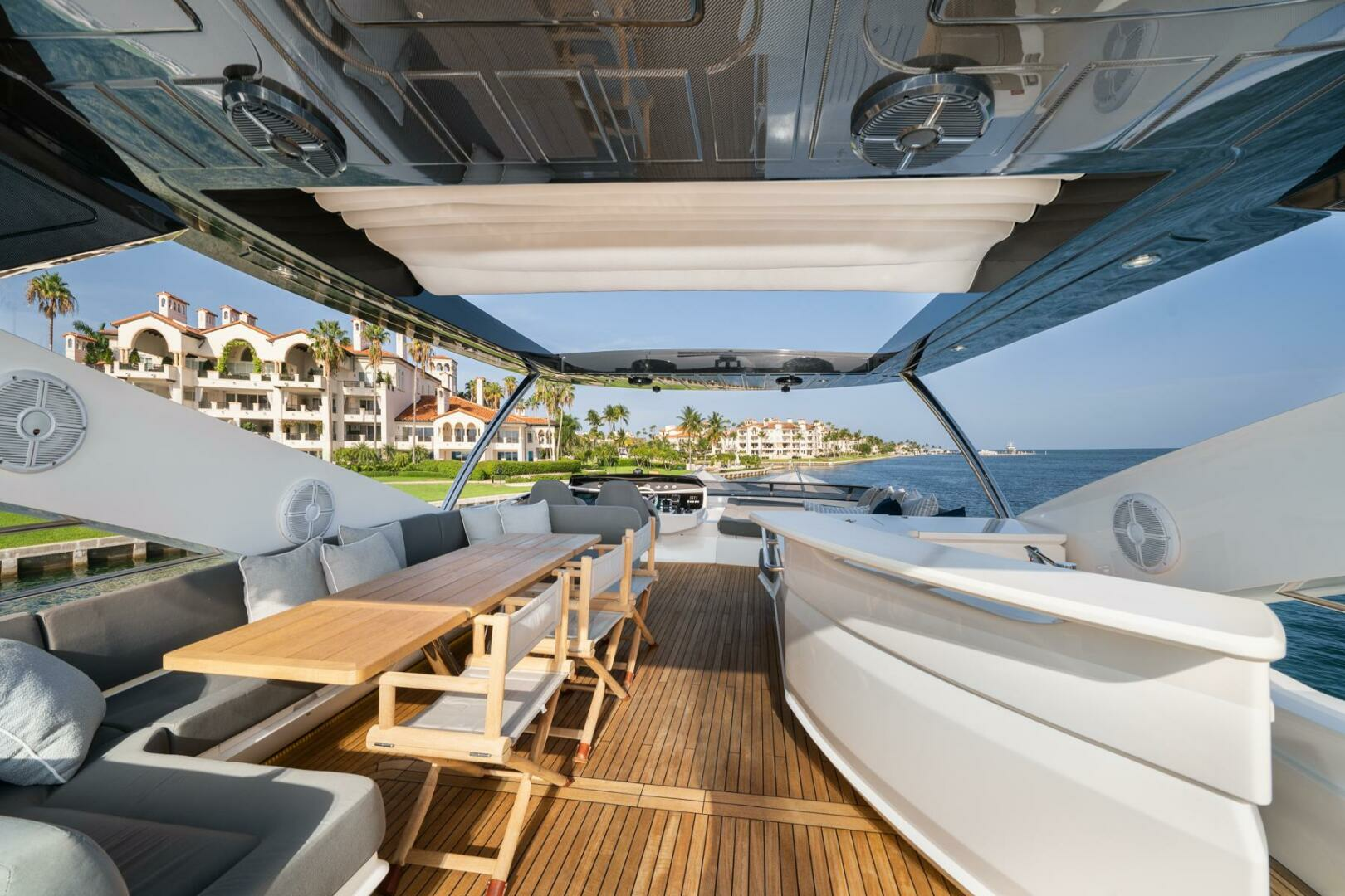 2015 Sunseeker 28 METER - Image 15