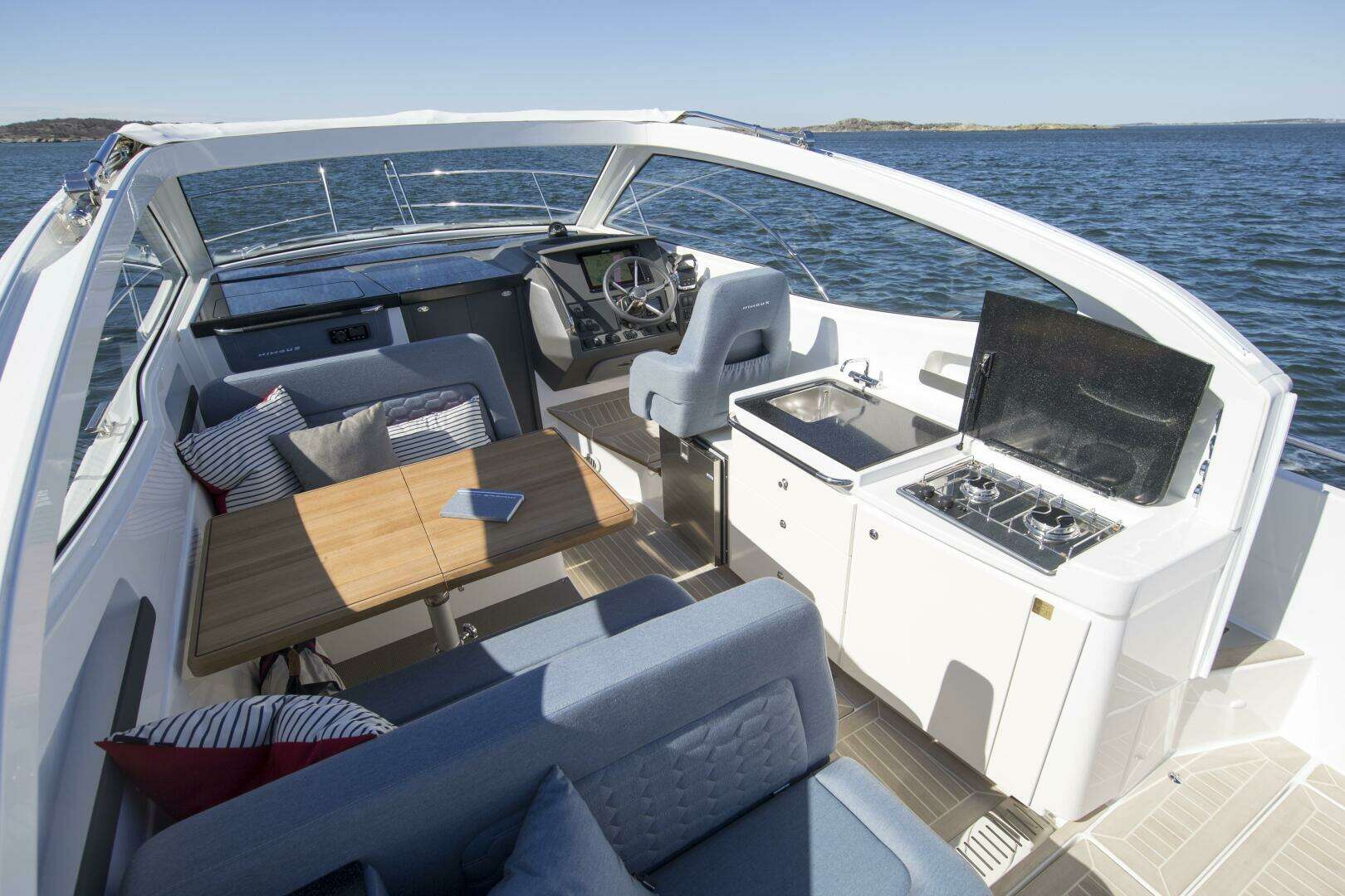 2026 Nimbus 305 Drophead - Image 11