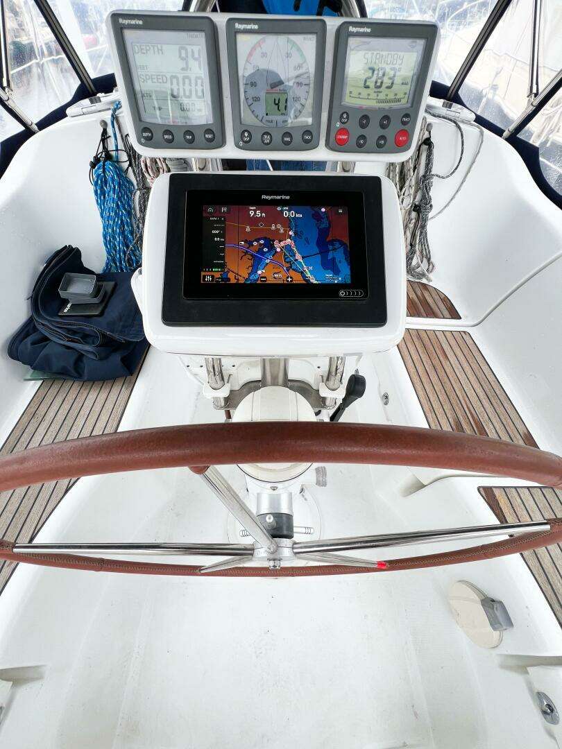 2007 Beneteau 373 - Image 23