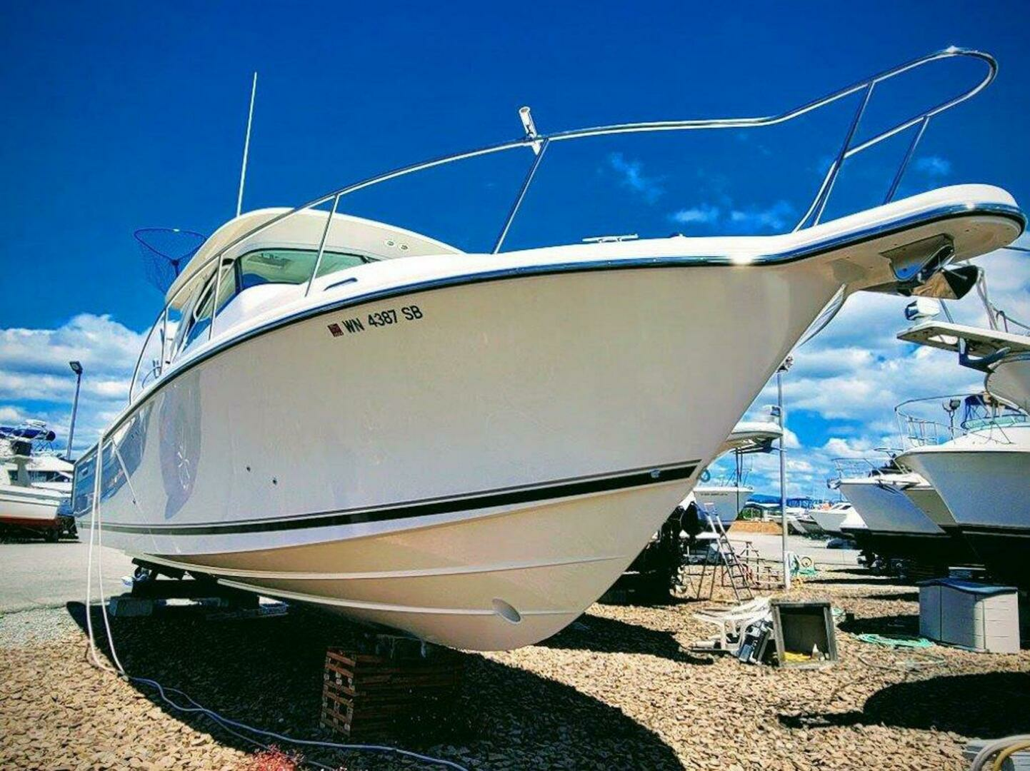 2013 Pursuit 345 Offshore - Image 2