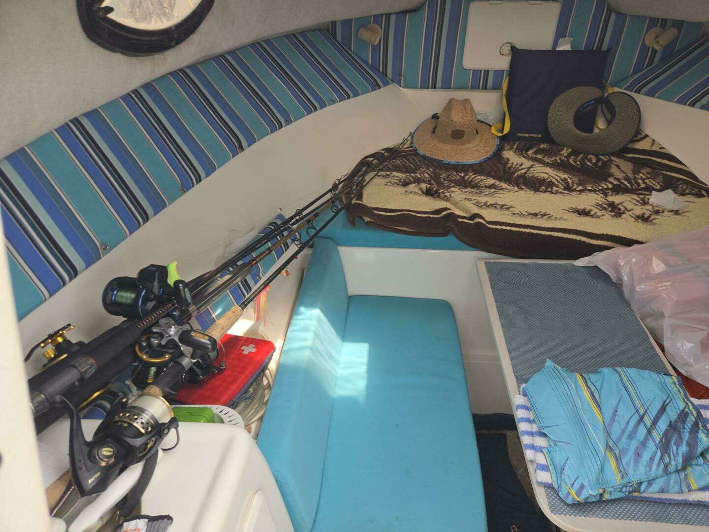 2000 Wellcraft 230 Coastal - Image 15