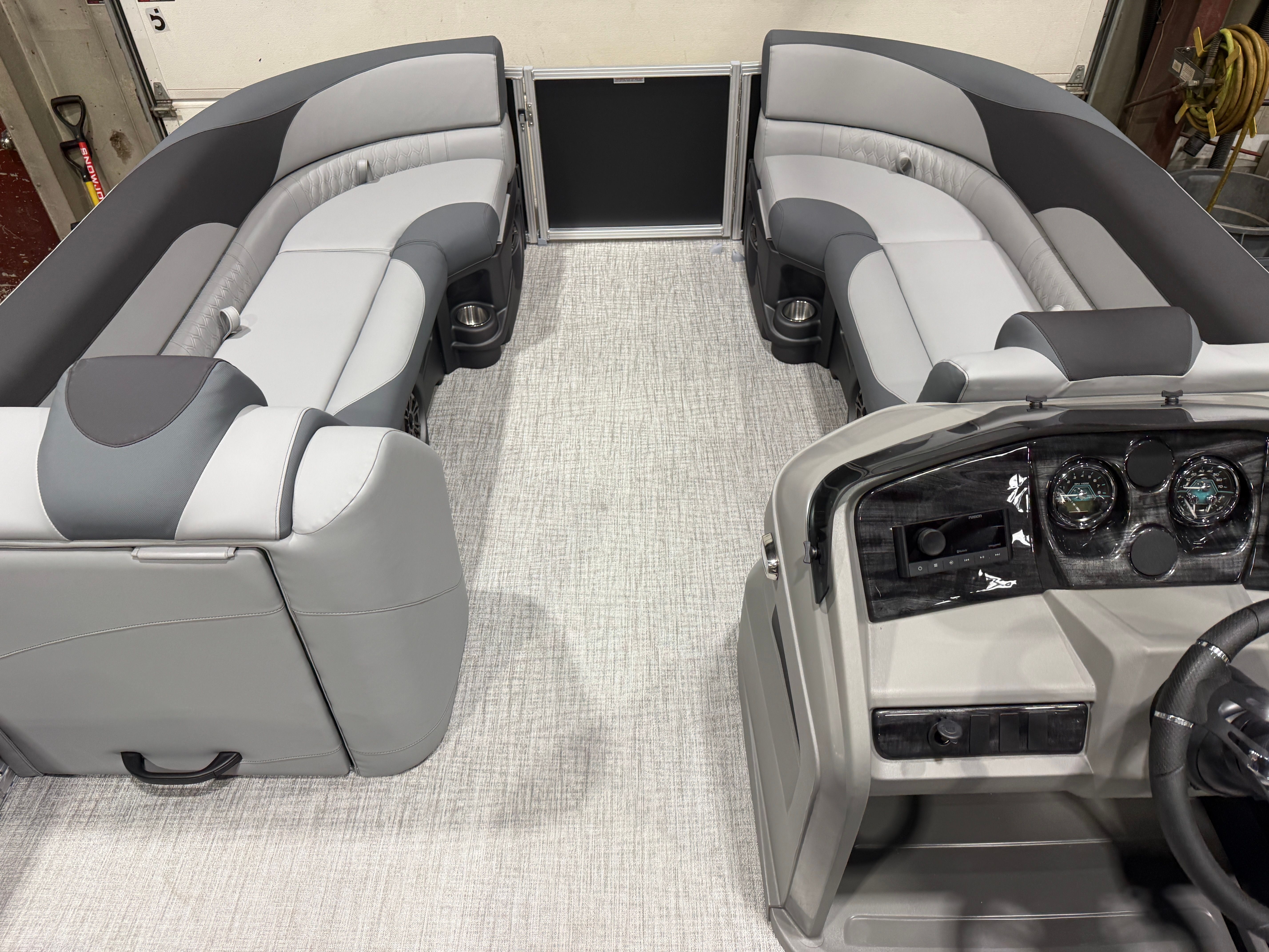 2026 Tahoe LTZ 2385 Elite Cruise & Honda 4-Stroke EFI - 25