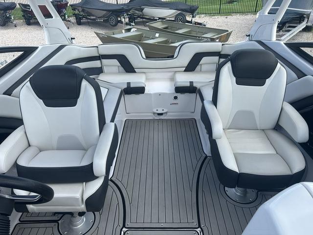 2020 Yamaha Boats 242SE - 7