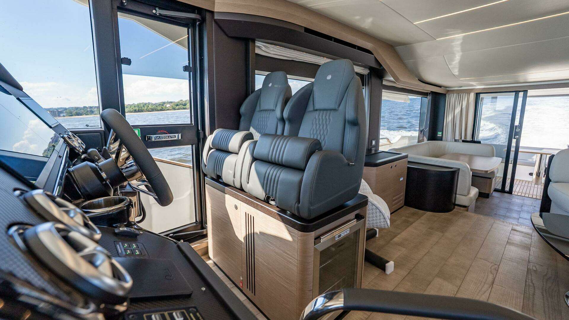 2026 Absolute Navetta 58 - Image 23