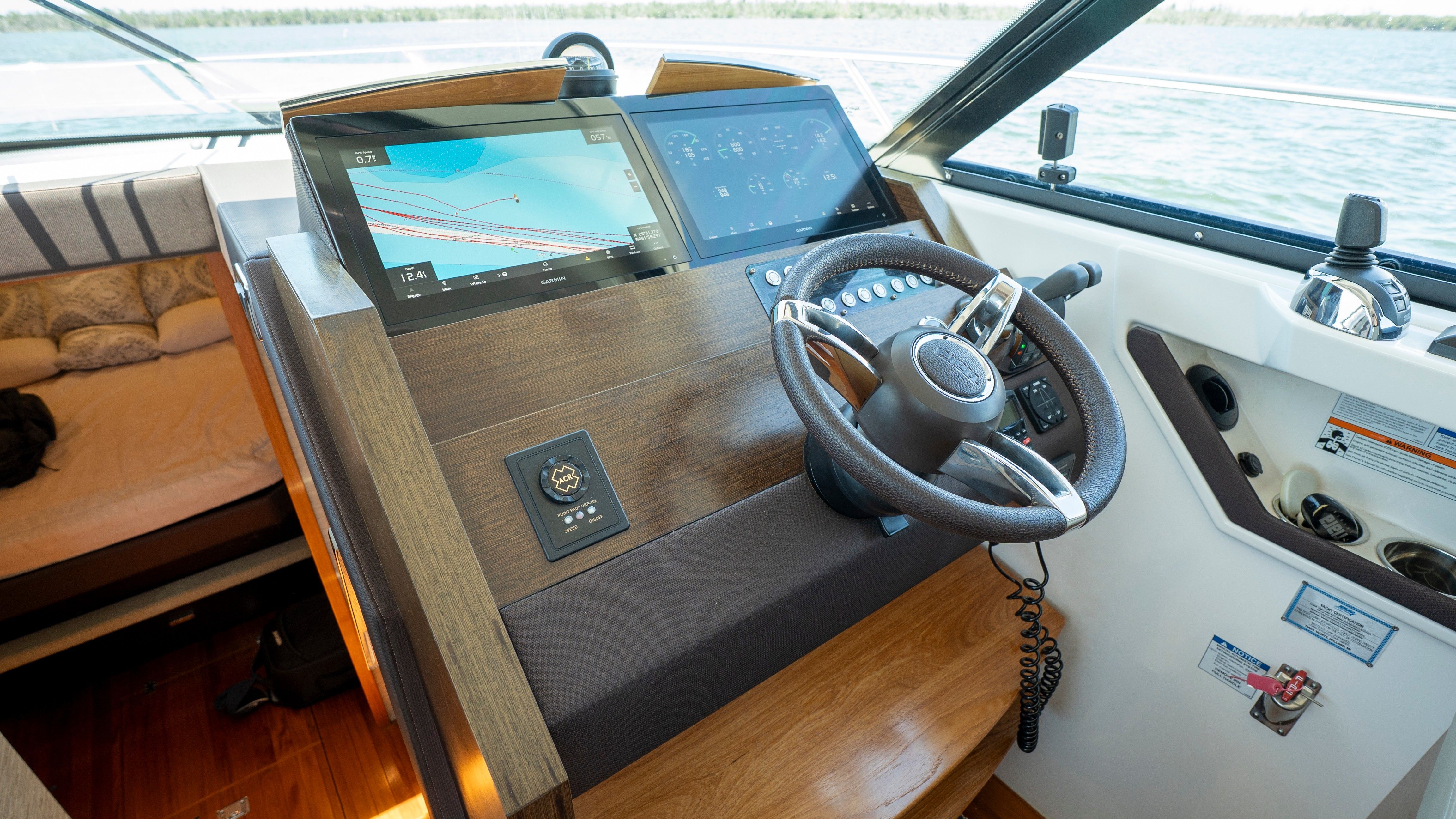 2018 Tiara Yachts 44 Coupe - 52