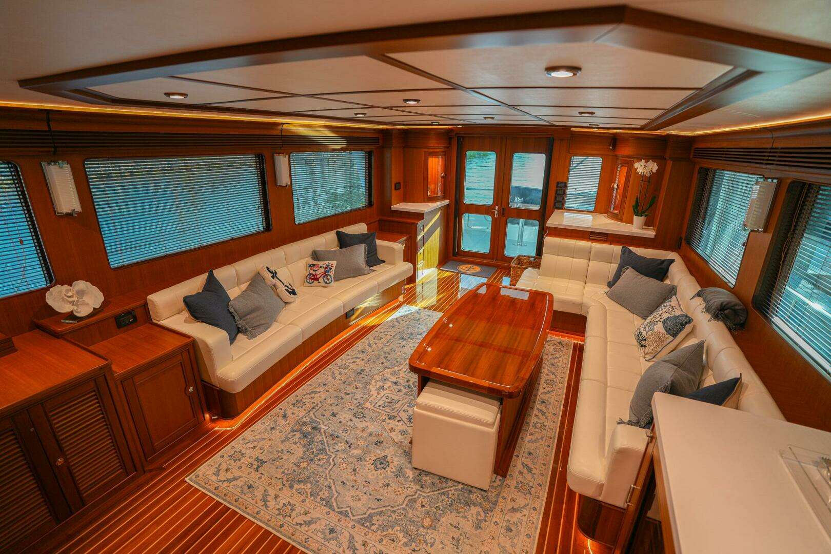 2025 Marlow Explorer 70E-CB - Image 11