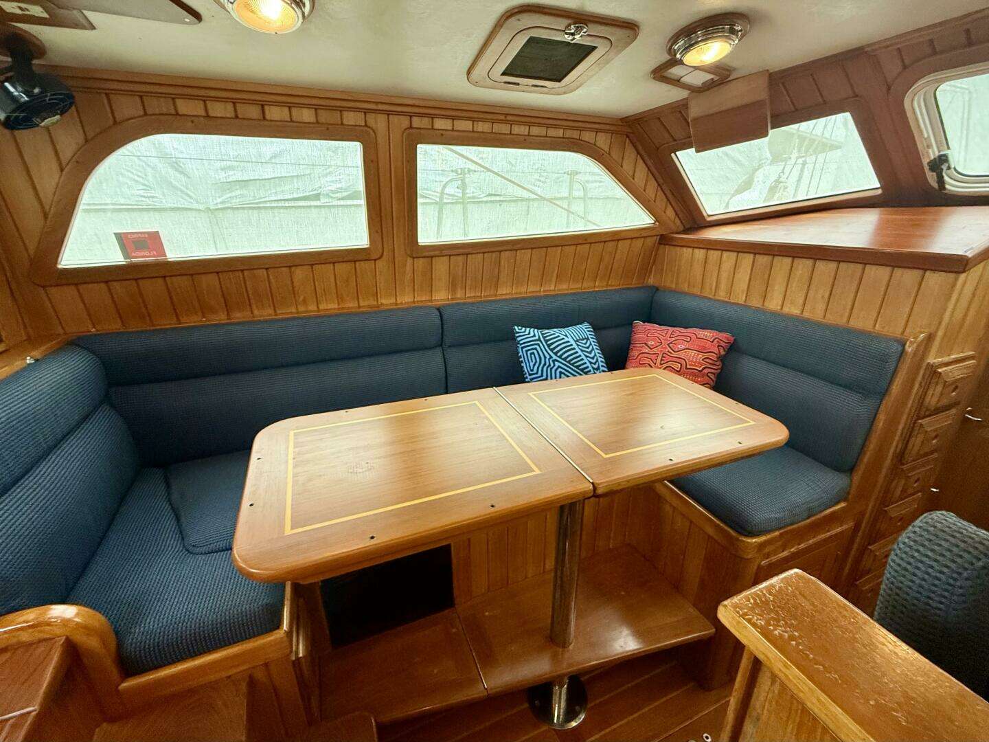 2005 Cabo Rico 42 Pilothouse - Image 7