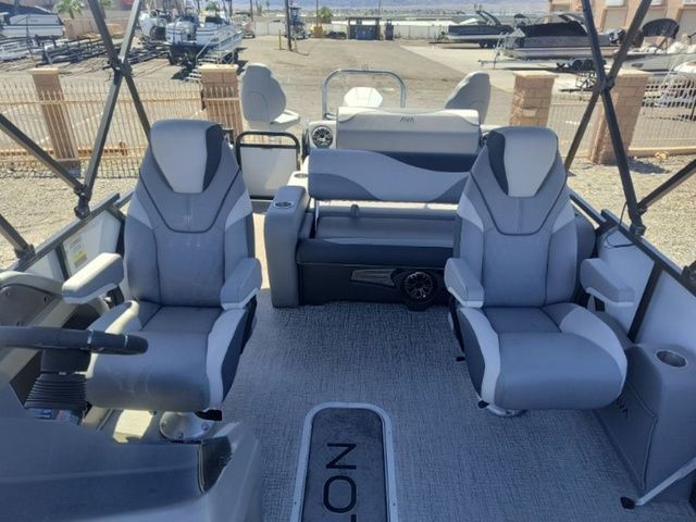 2025 Avalon LSZ 2385 Versatile Rear Lounger - 6