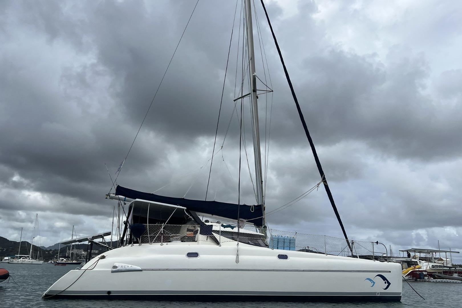1996 Fountaine Pajot Athena 38