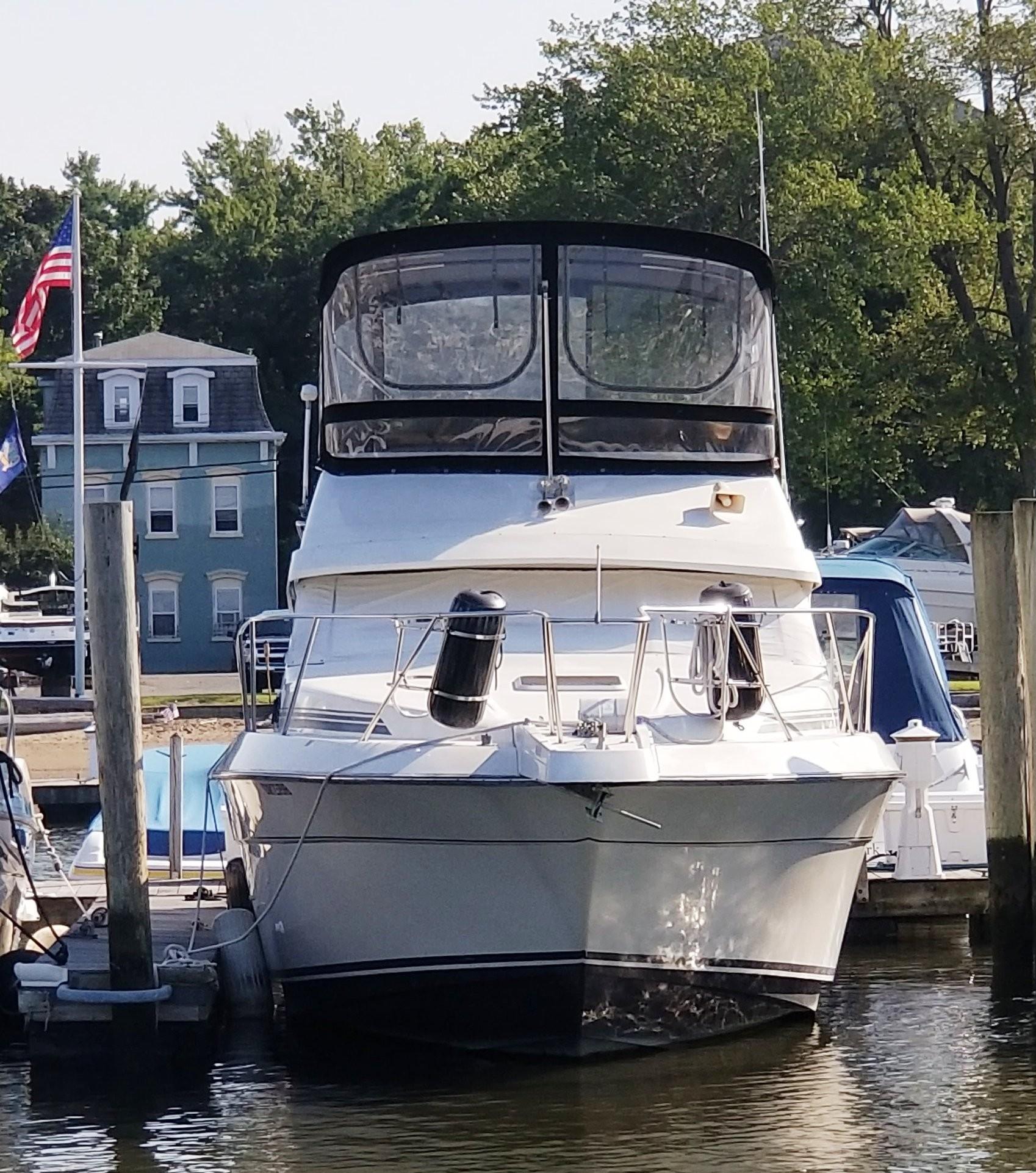 1989 Silverton 34 Convertible