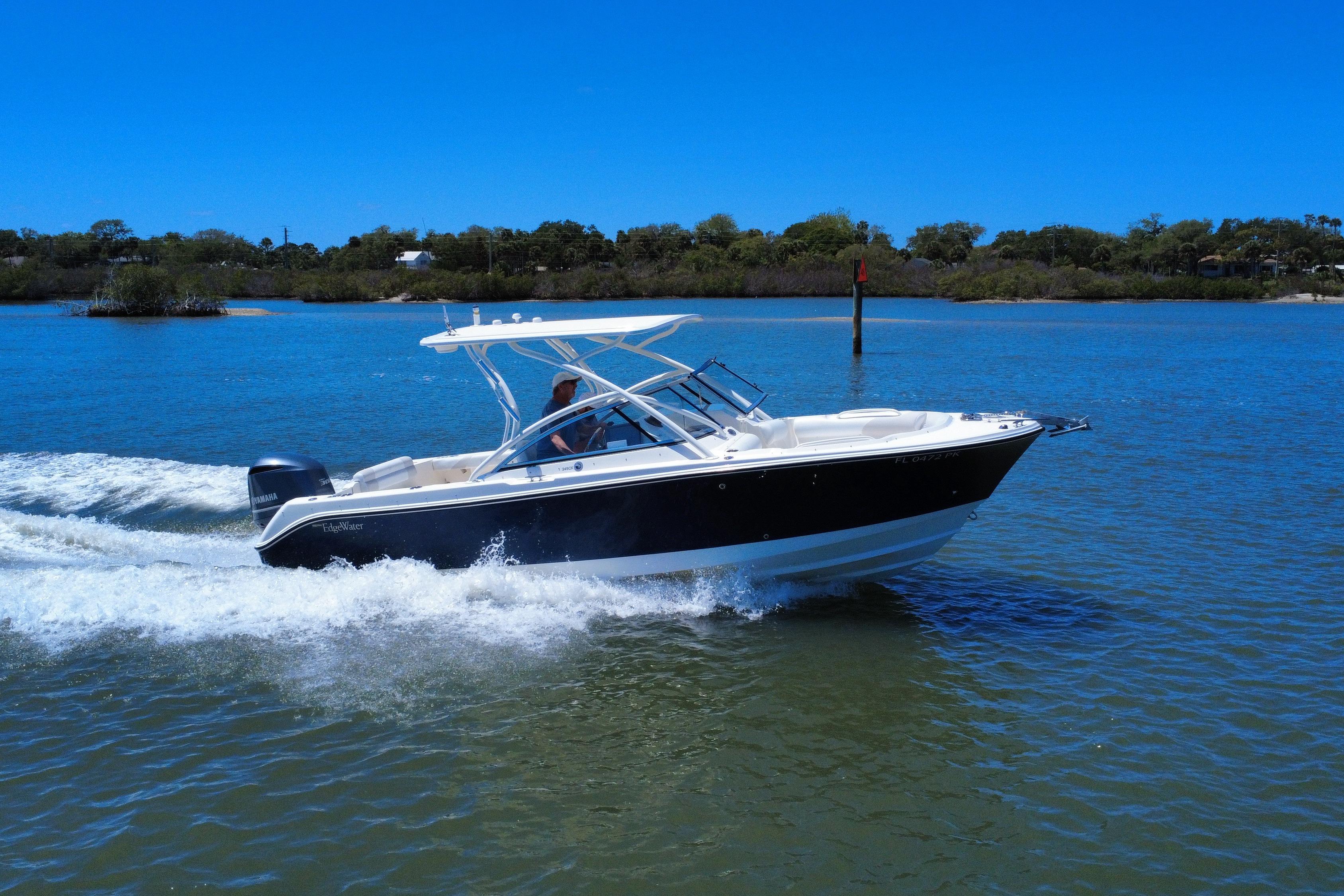 2012 Edgewater 245CX Crossover