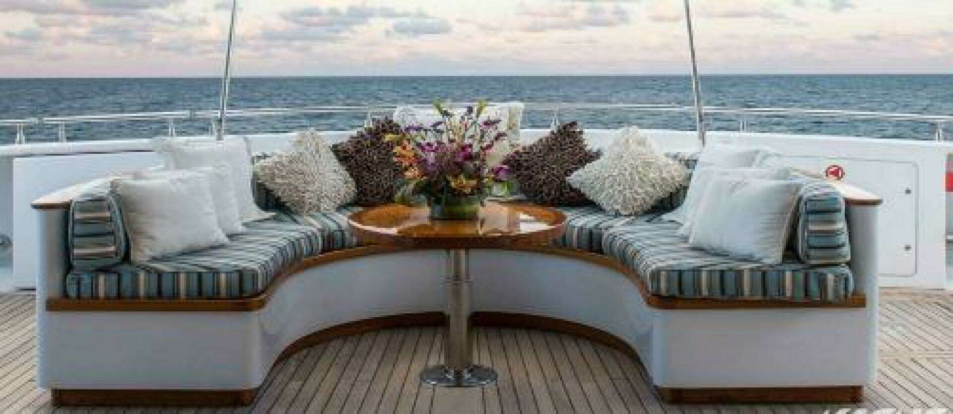 2003 Royal Denship Motor Yacht - Image 14