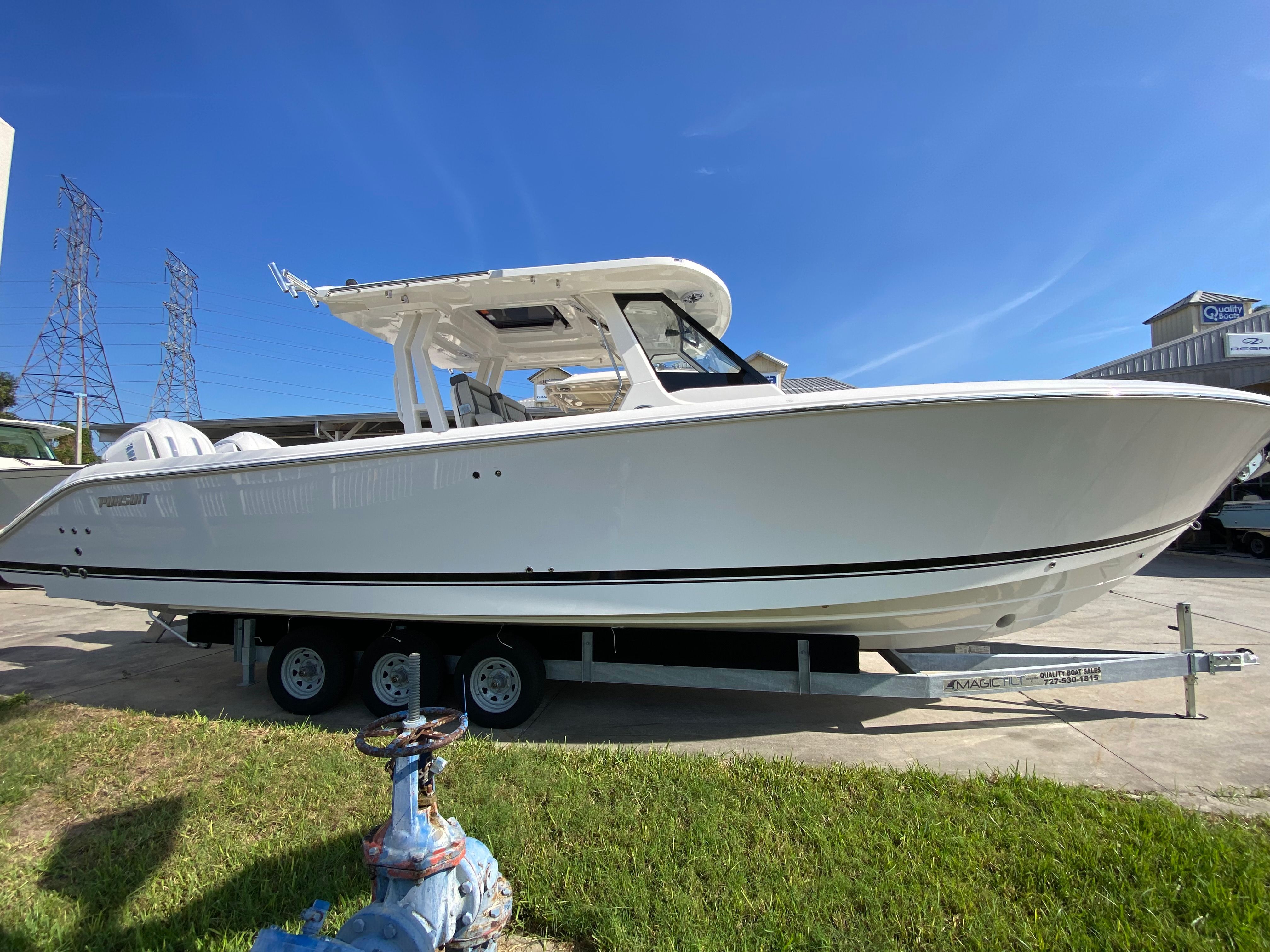 2026 Pursuit S 328 Sport