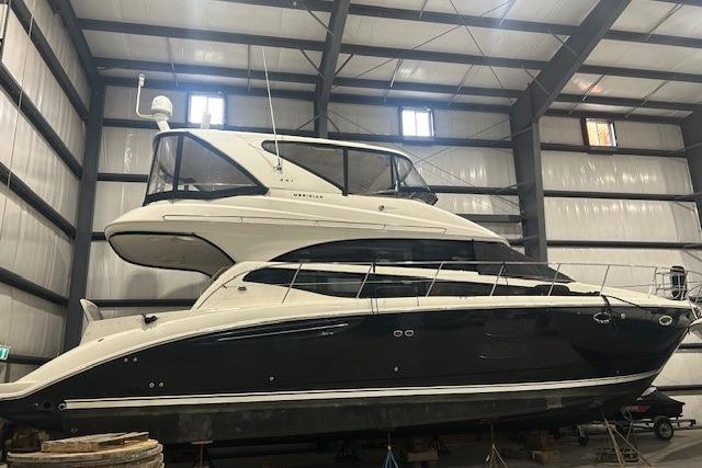 2014 Meridian 441 Sedan