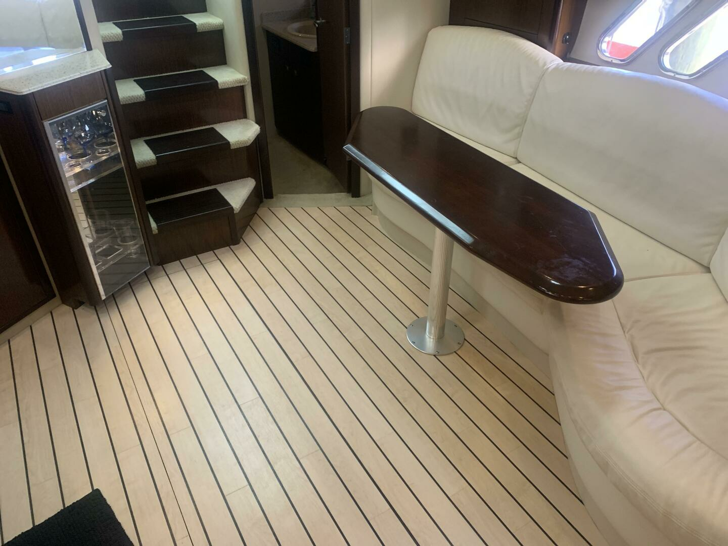 2011 Cruisers Yachts 420 Sports Coupe - Image 27
