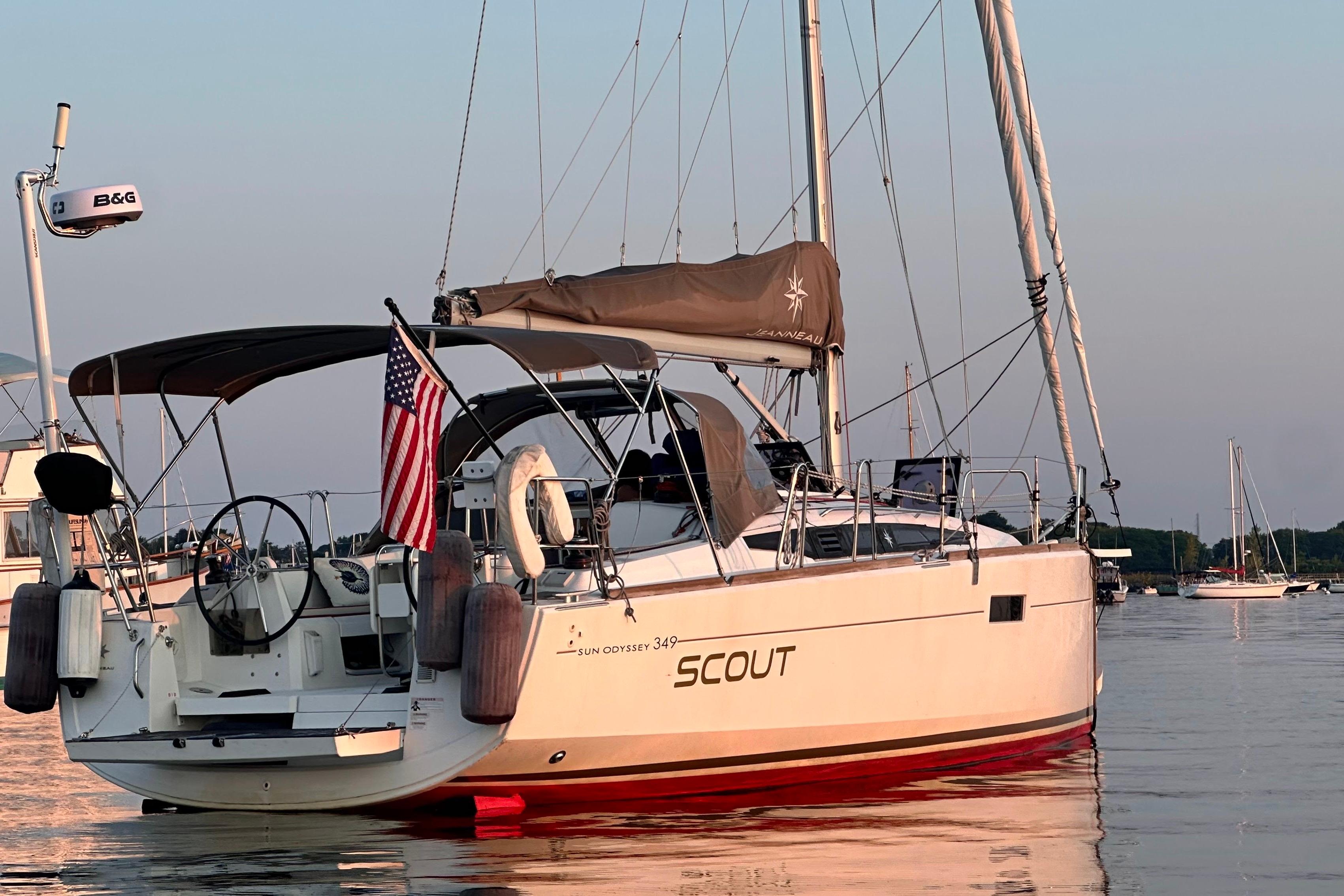 2016 Jeanneau Sun Odyssey 349