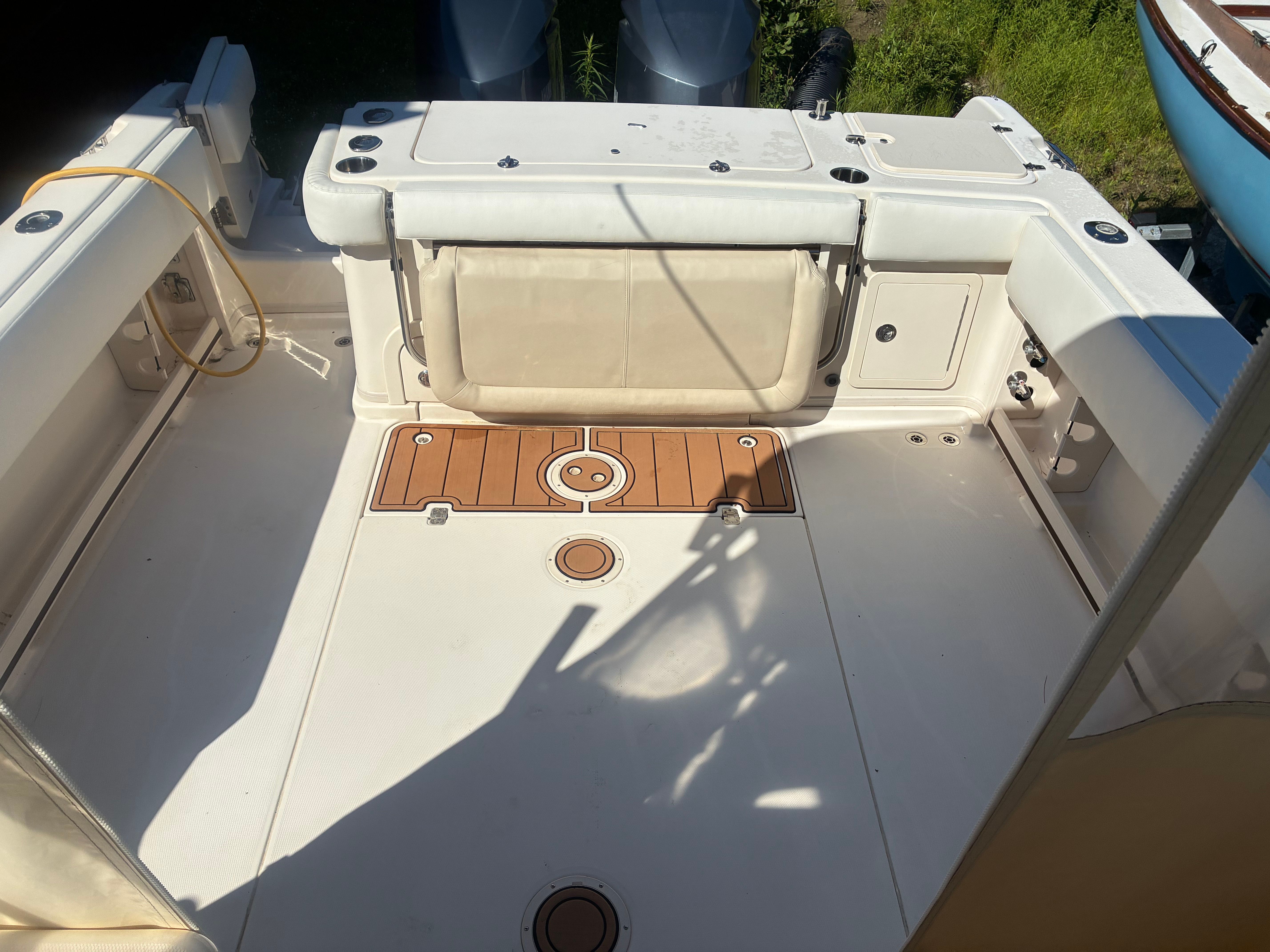 The image shows the cockpit of a 2017 Grady-White Marlin 300 boat.