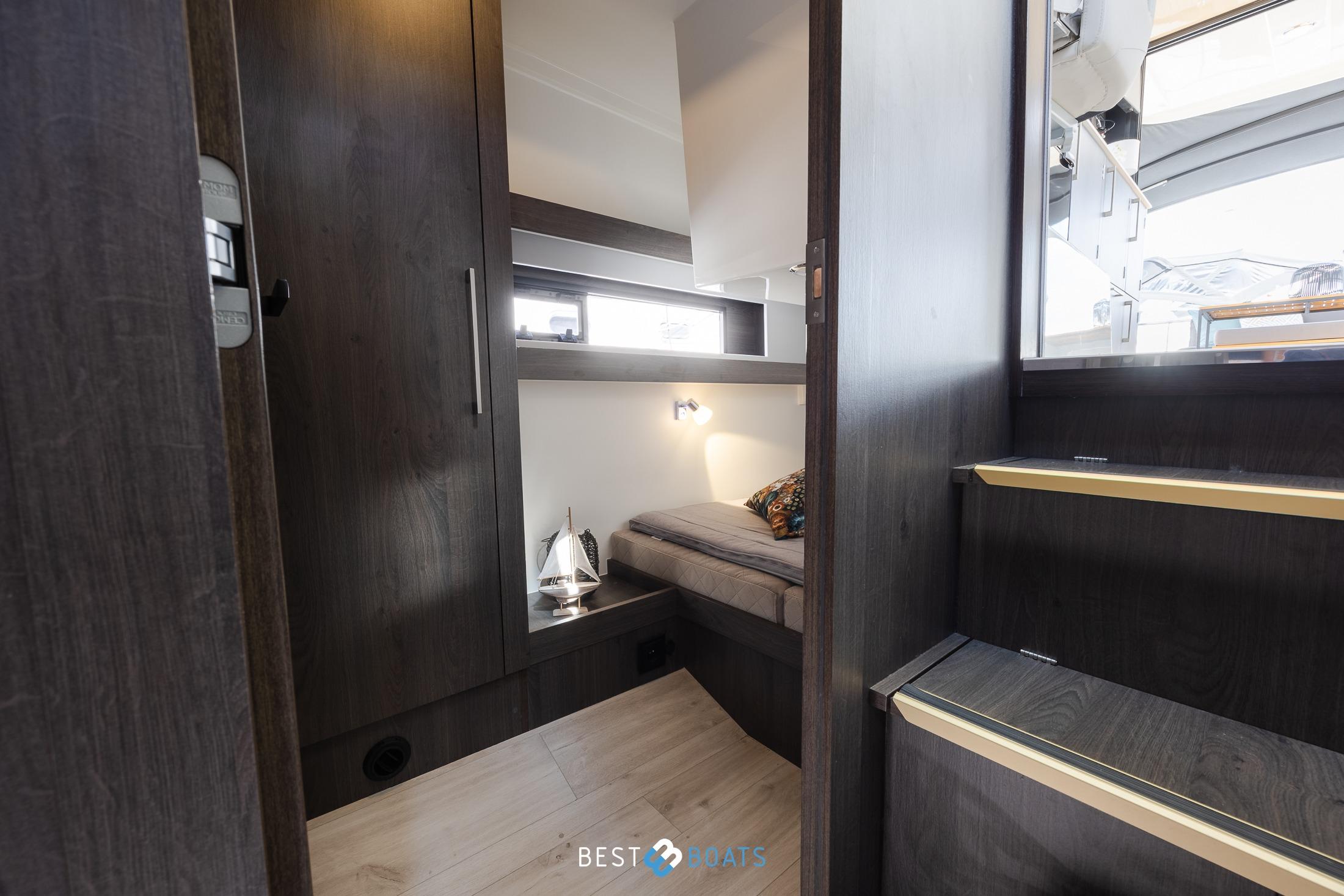 Luxurious interior of 2023 Cobra Yachts Futura 36 Premium Fly, featuring modern wood finishes.