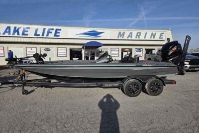 2026 Skeeter ZXE21