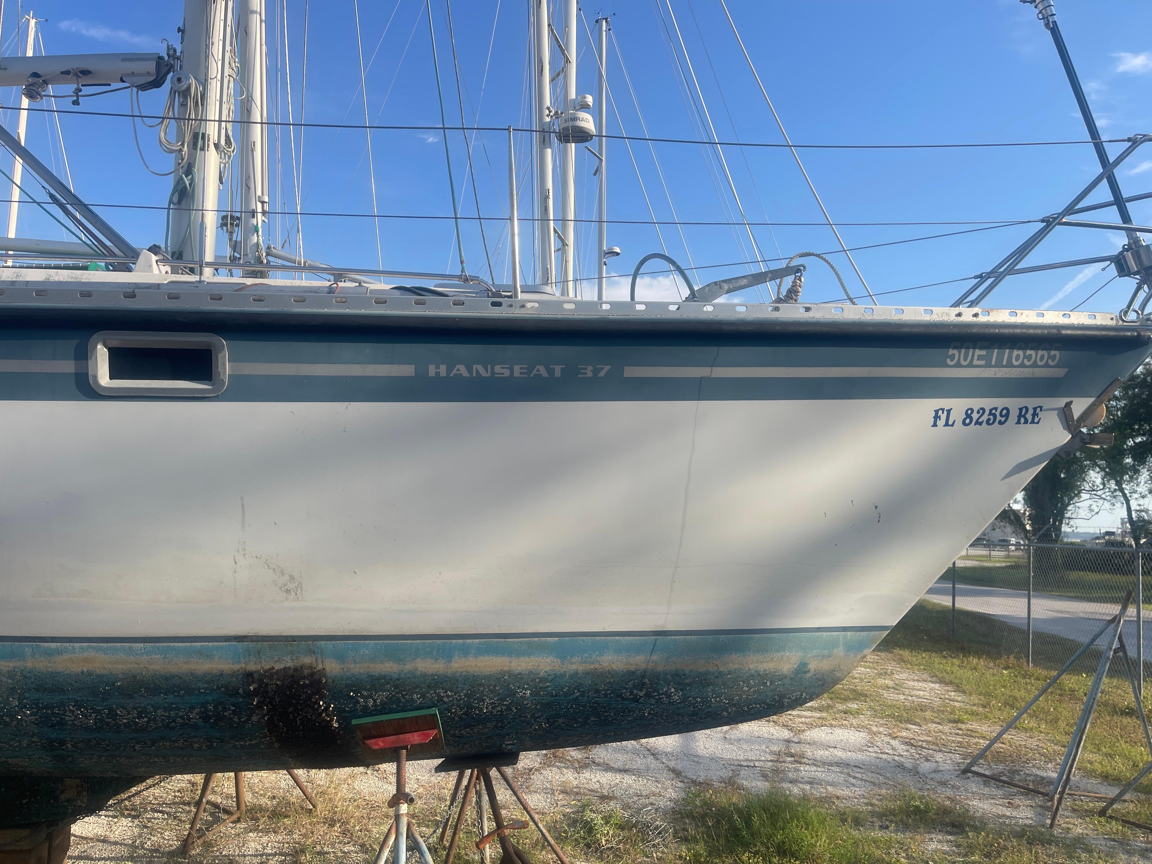 1984 Hanseat Hanseat 37 Swing Keel