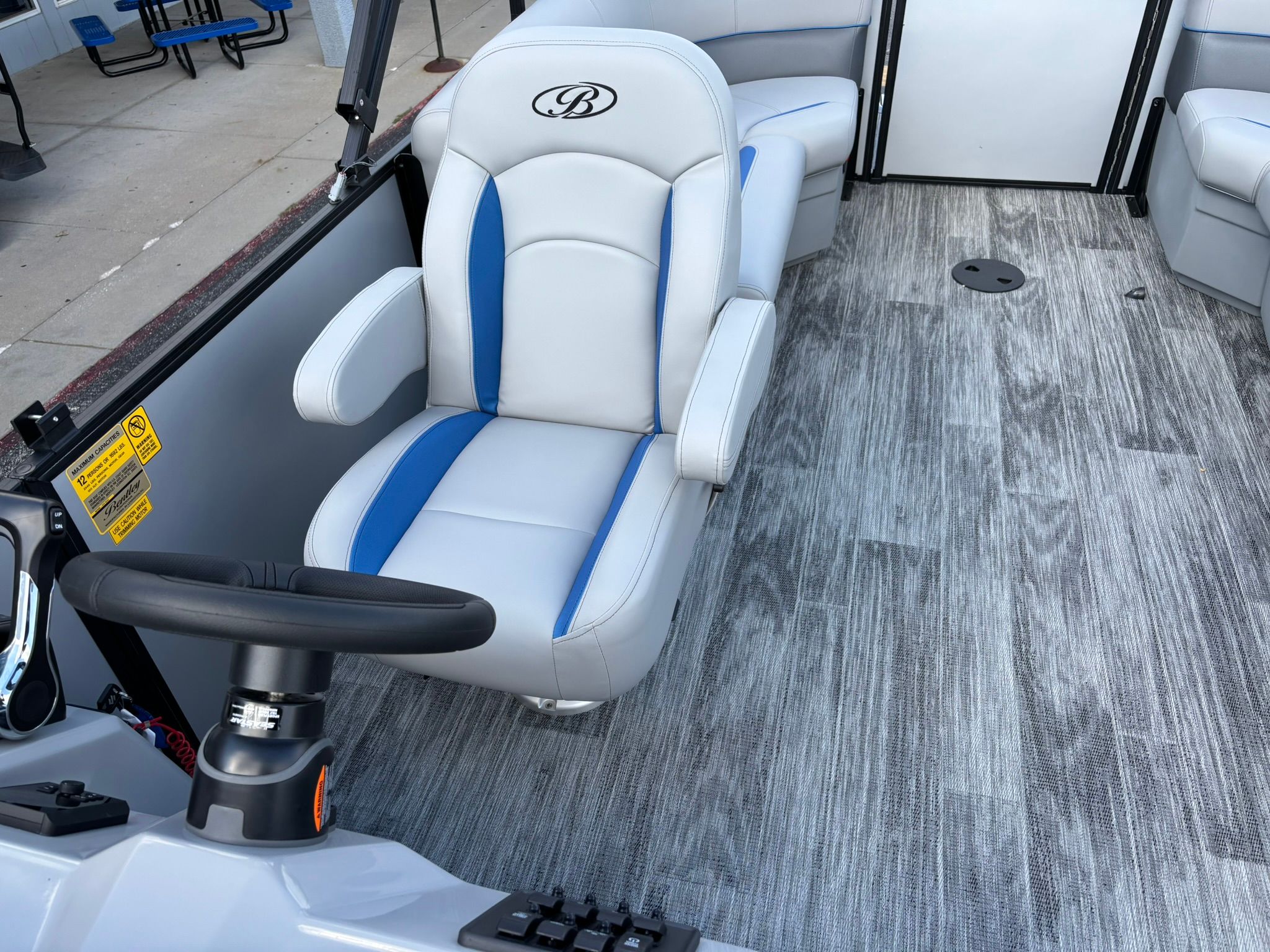 2027 Bentley Pontoons 223 Bolt - 22