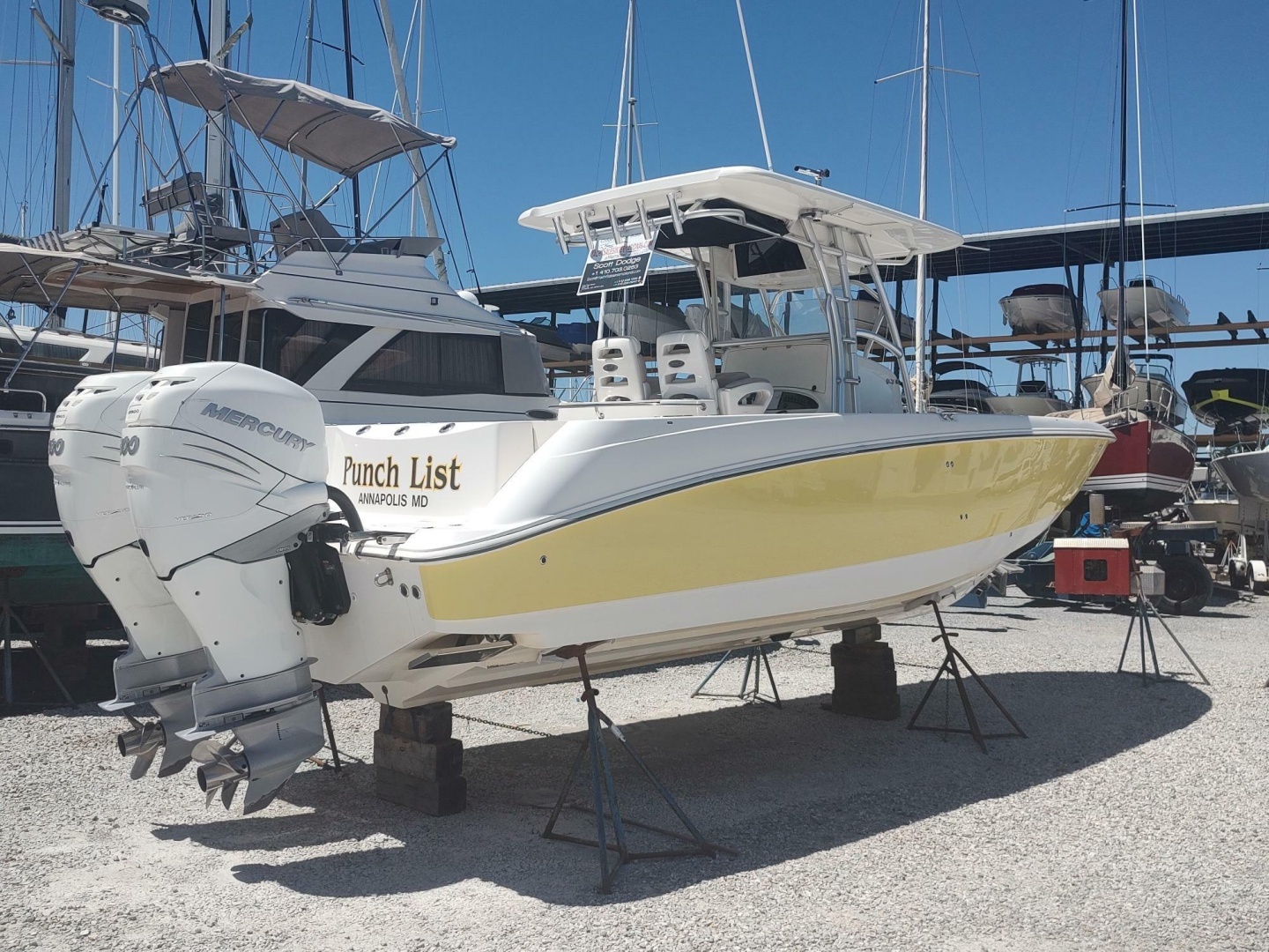 2006 Boston Whaler 320 Outrage - Image 2