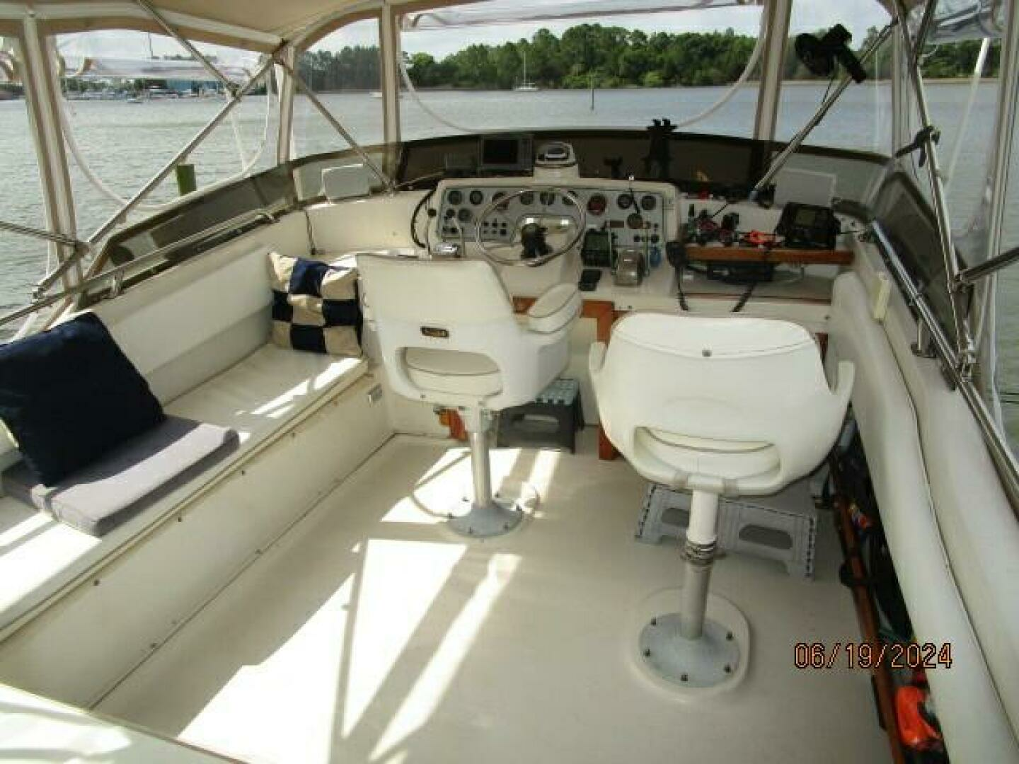 1984 Mainship 40DC - Image 19