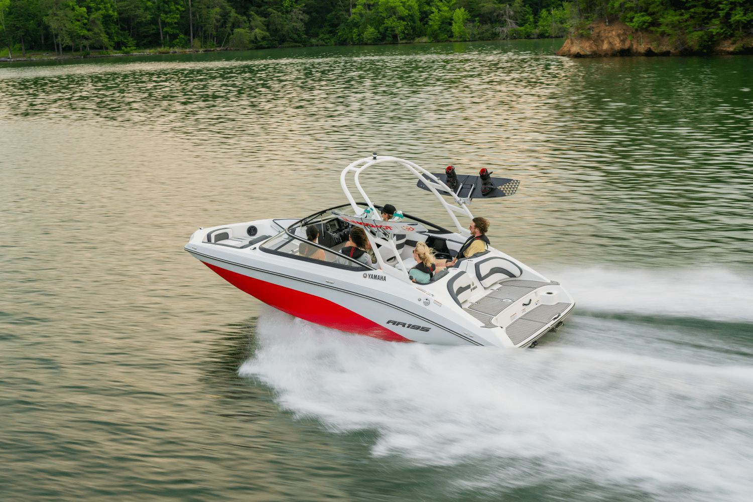 2026 Yamaha Boats AR195 - 17